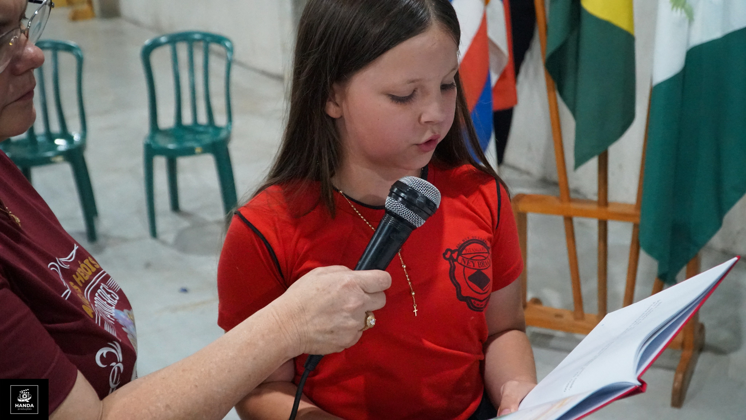 Noite autógrafos colégio Aurélio Buarque de Holanda. Handa Produções