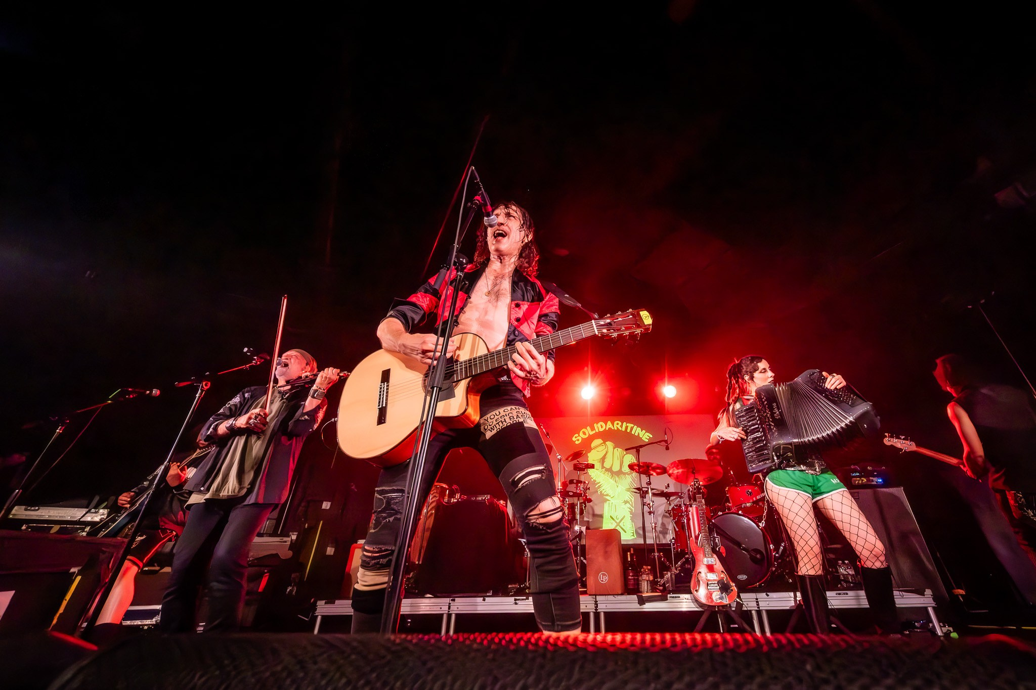 GOGOL BORDELLO / SACRAMENTO. Reportage concert portrait photography in the San Francisco Bay Area