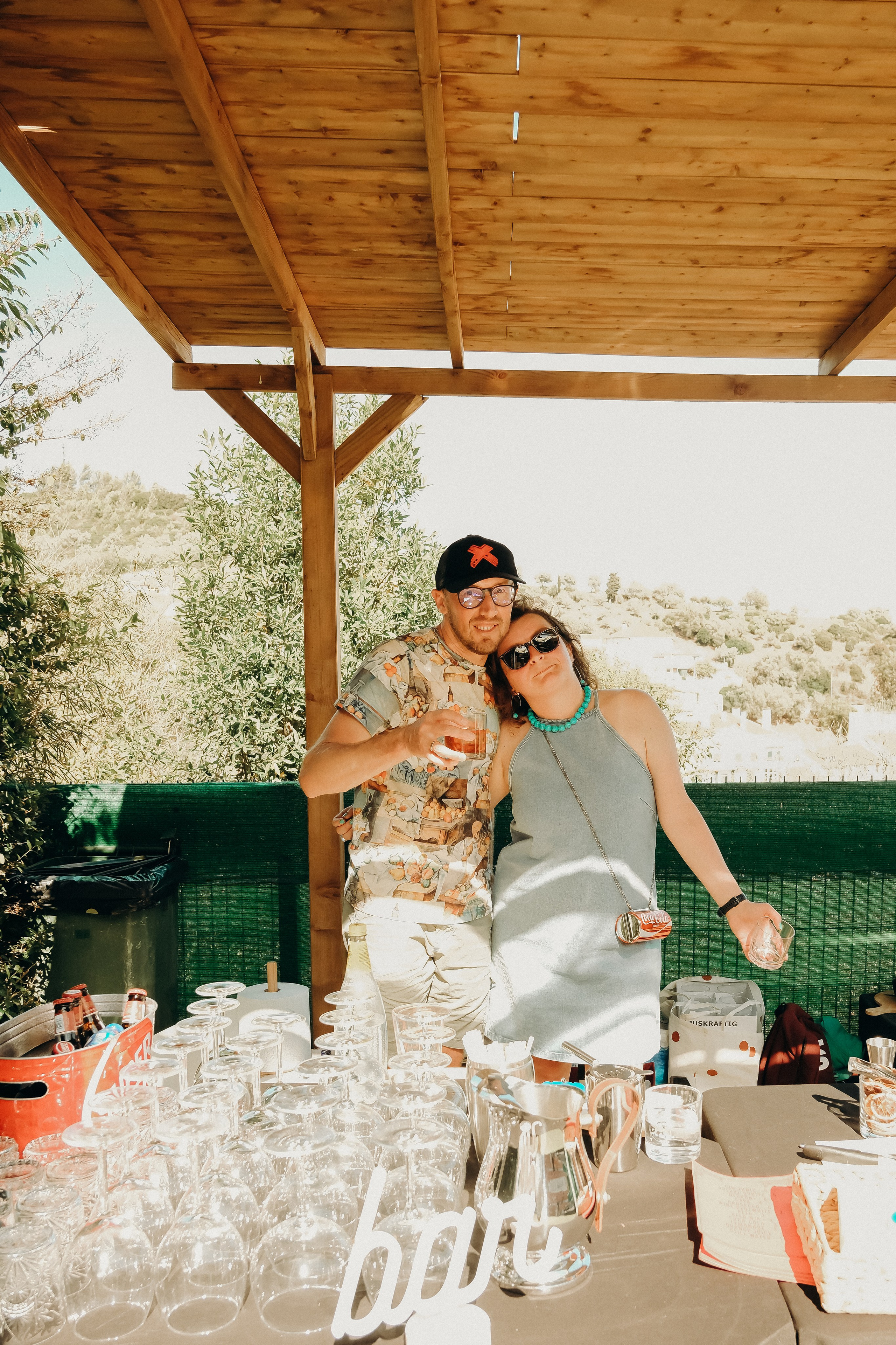 Pool party in  High Villa.  Cascais Sintra Lisbon. Валерія Сичова. Сімейний та репортажний фотограф в Португаліі