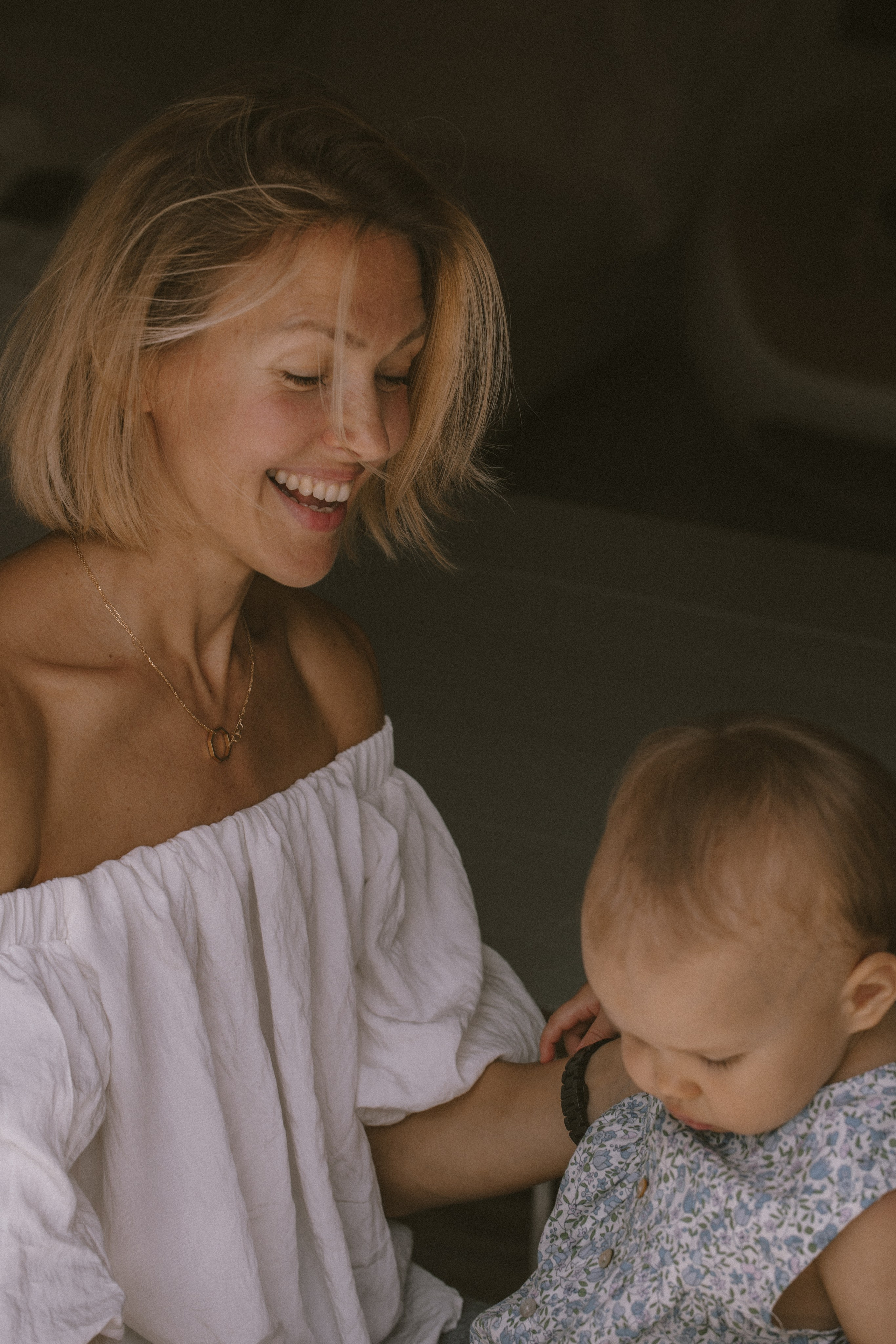 Family At Home Photoshoot in Paris | Natural Lifestyle Photography. Paris Wedding Photographer