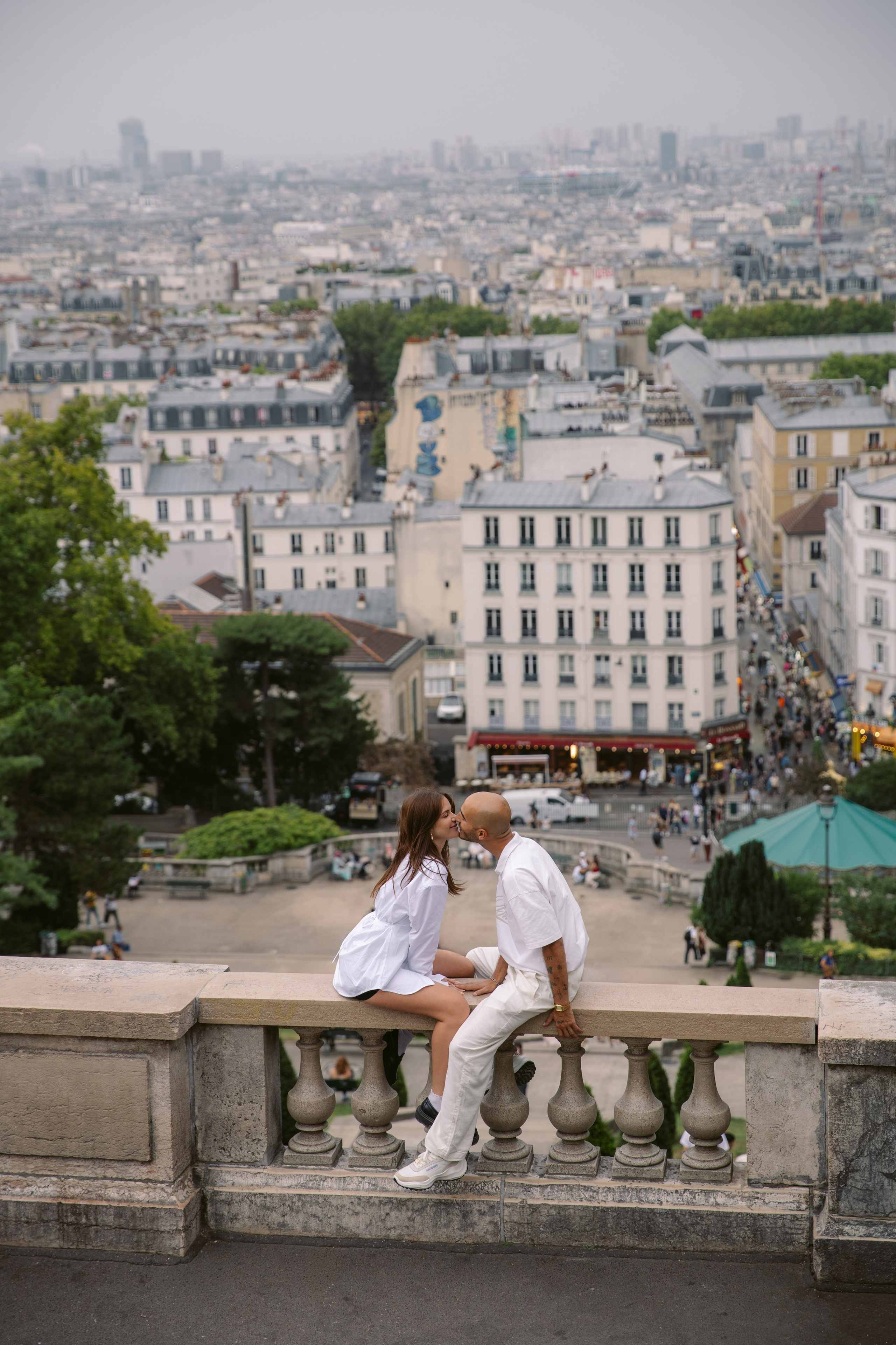 Tim & Pauline — A Parisian Stroll Photoshoot. Свадебный фотограф в Париже
