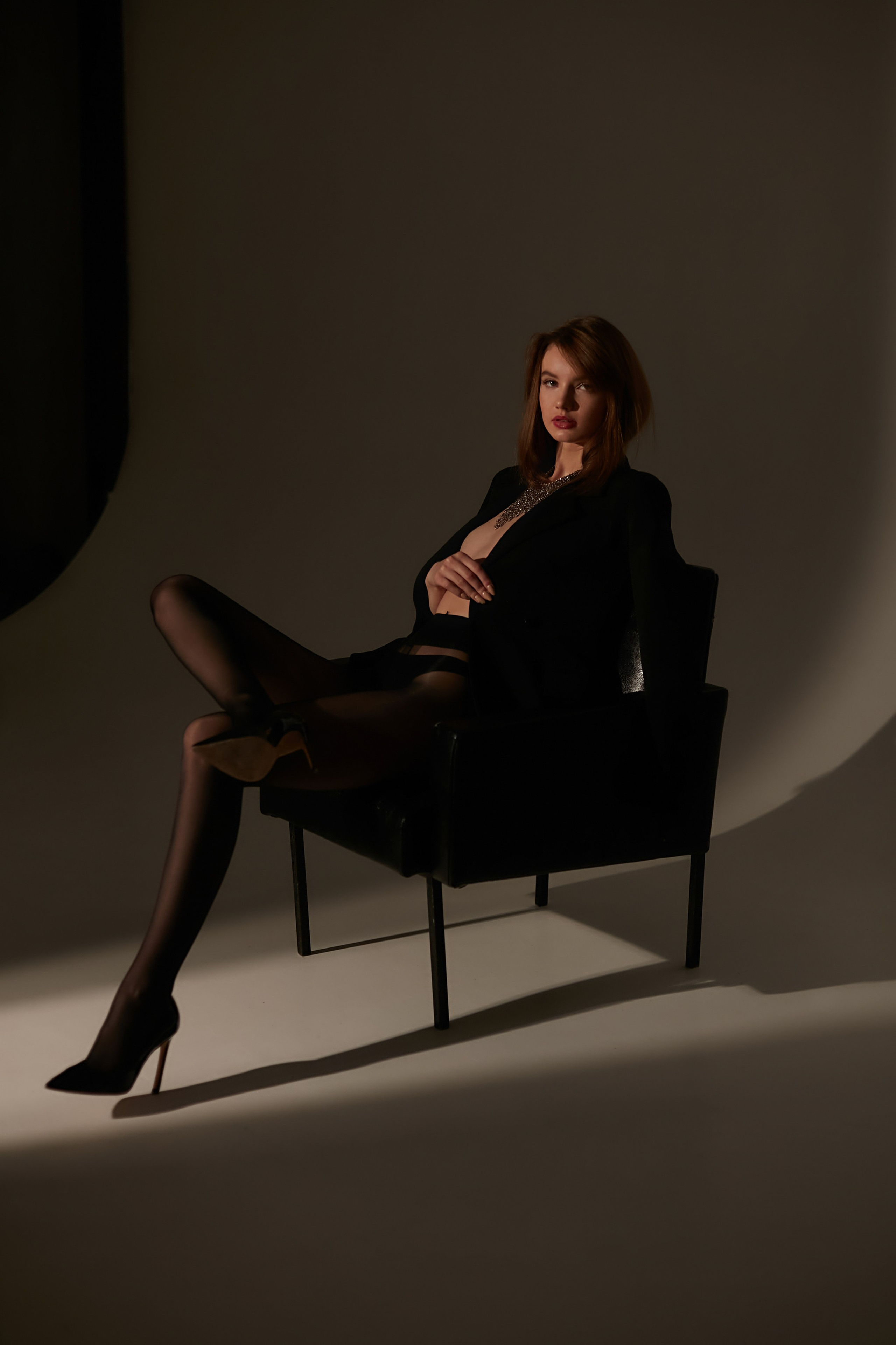 Julia. Amazing photo session at a time convenient for you. Y