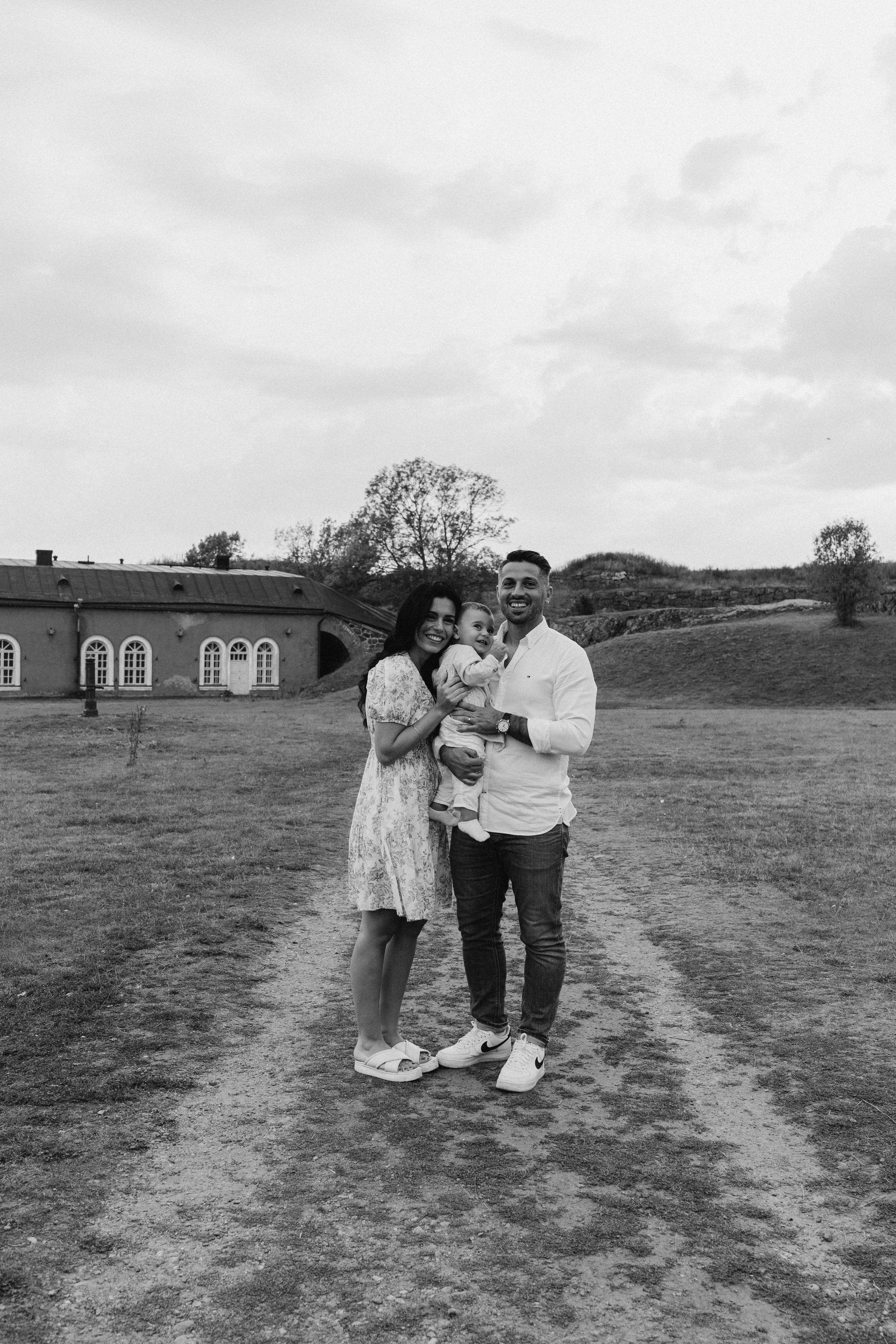 Summer. Wedding and potrait photographer in Helsinki Vickan O