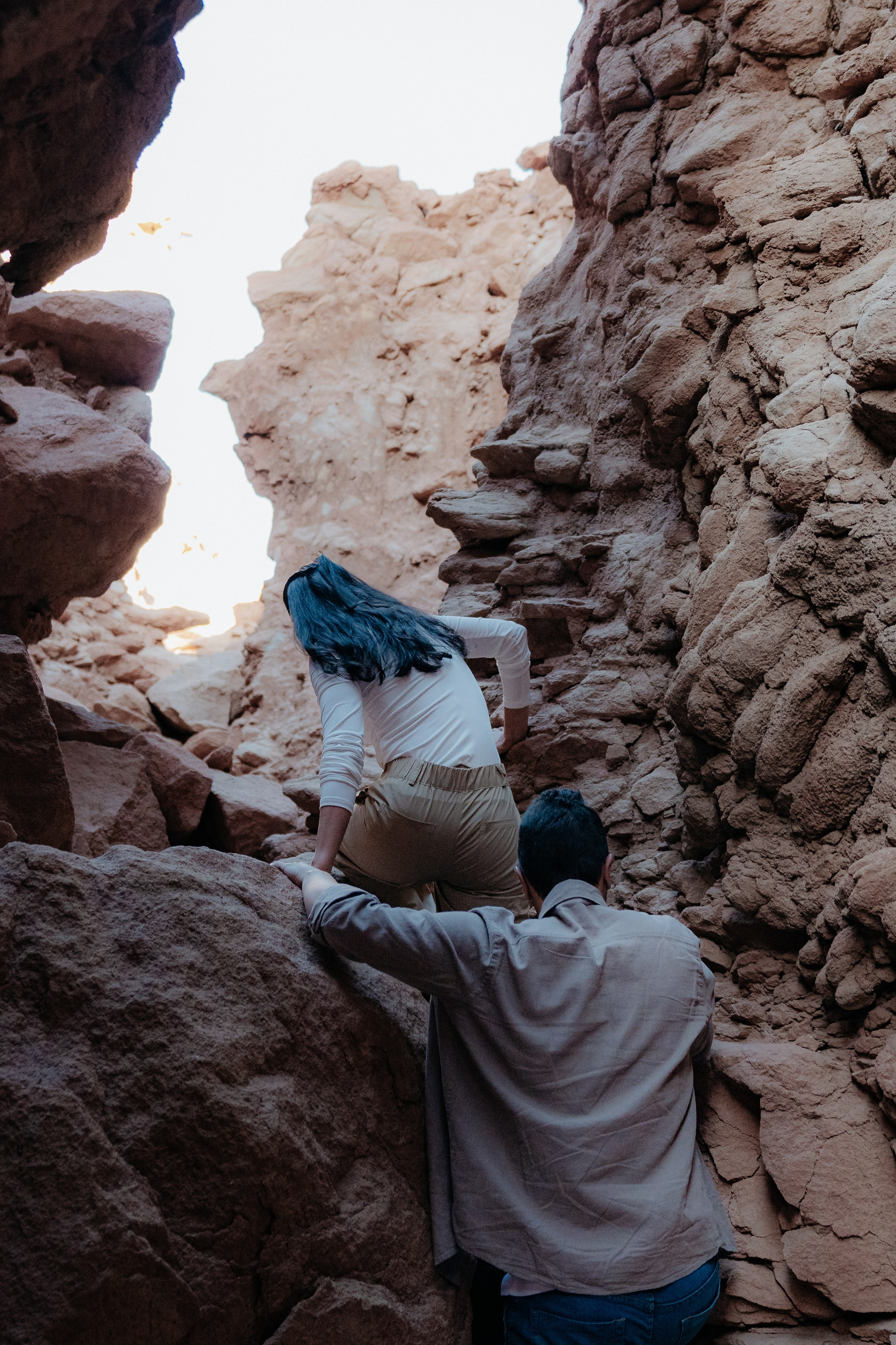 Sessão casual no Vale dos Cogumelos. Fotógrafo em San Pedro de Atacama