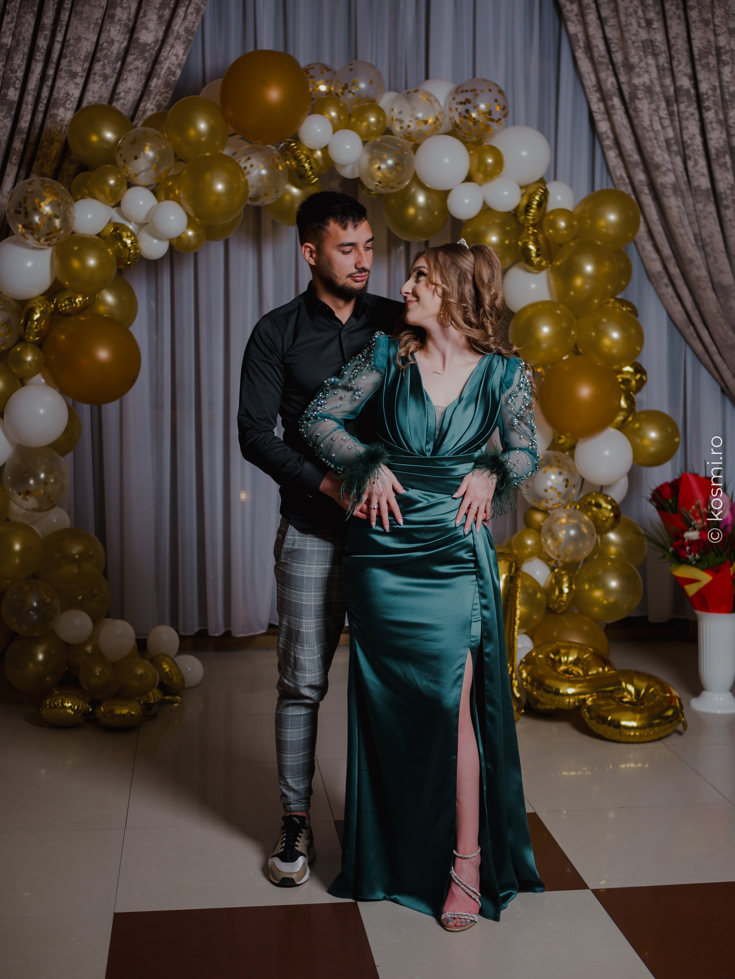 Majorat Andreea. Kosmi