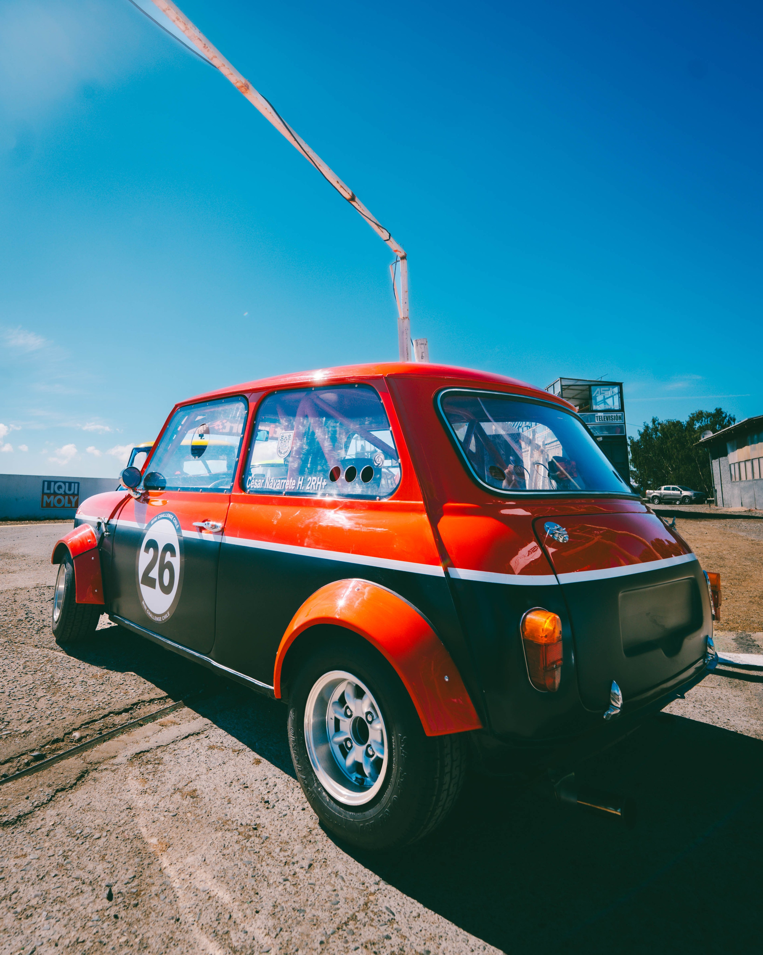 CARS. DEYA BELTRAN Maquilladora, fotógrafa y vídeos