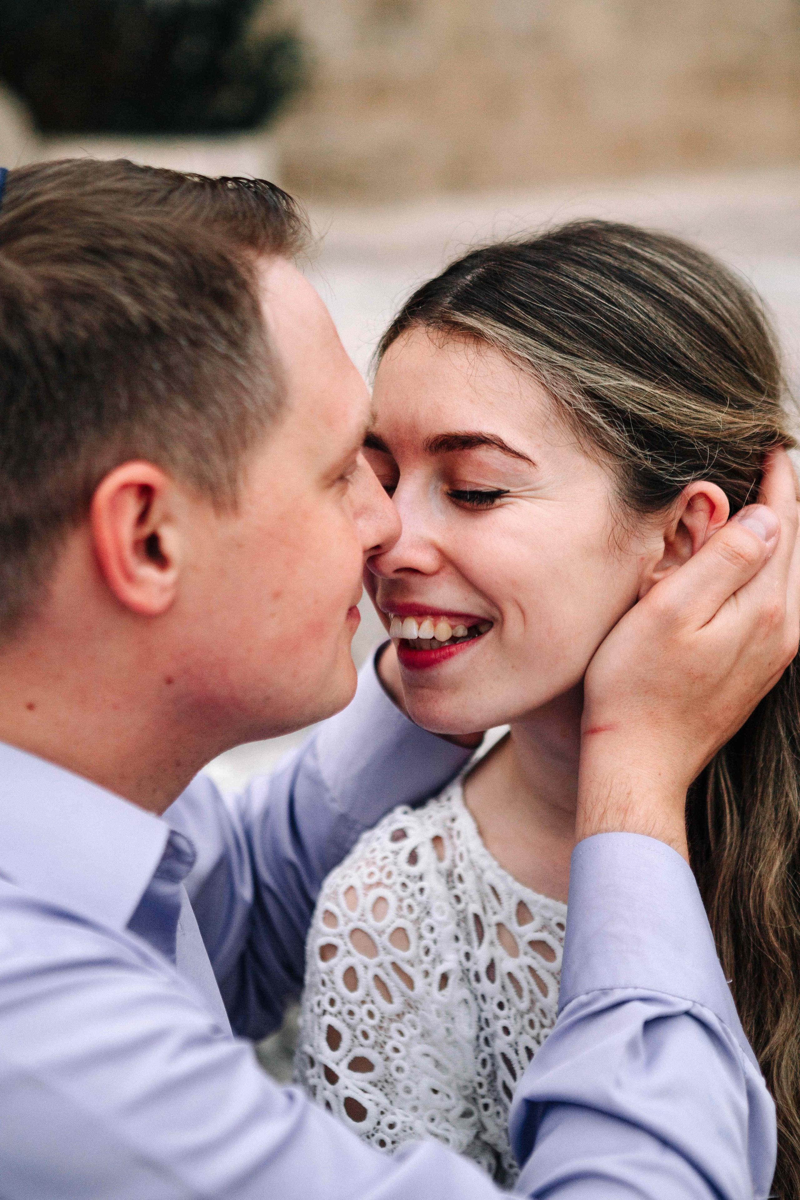 LOVERS IN JAFFO. PHOTOGRAPHER IN ISRAEL