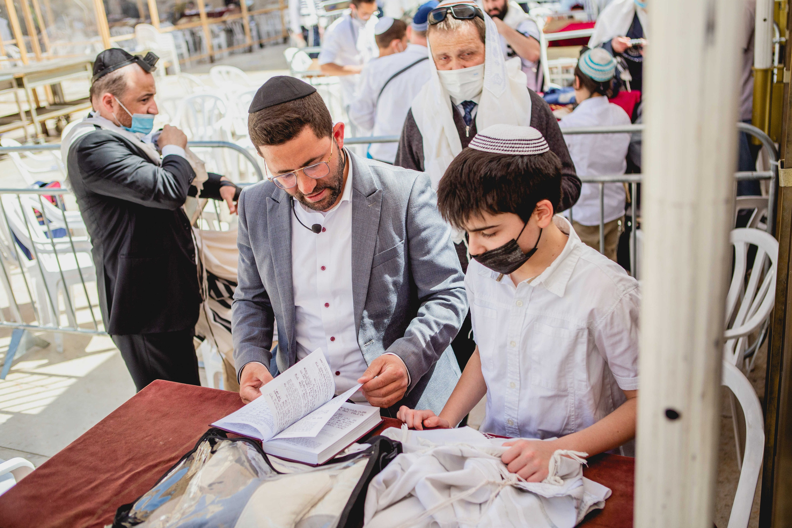 BAR MITZVAH + PHOTOSESSION IN OLD JERUSALEM. Https://shi-photo.com/