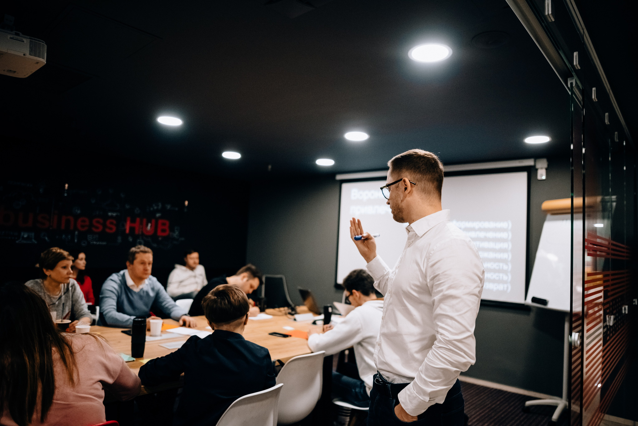 Business lecture. Destination Wedding photographer Italy, France, Germany, Spain, Poland Oleg Zaicev