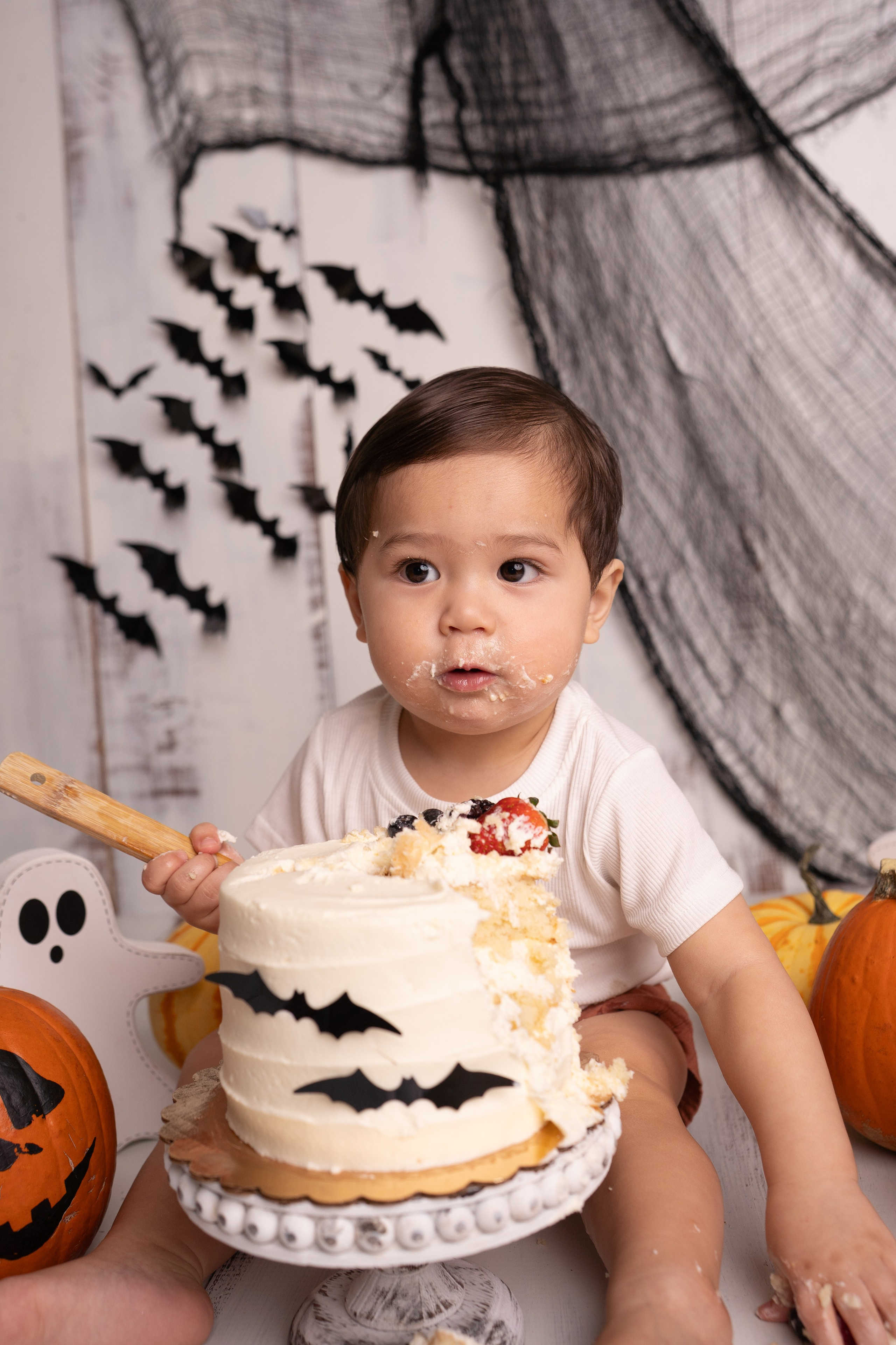 Cake Smash. Maternity, family and newborn photography in San Francisco Bay Area