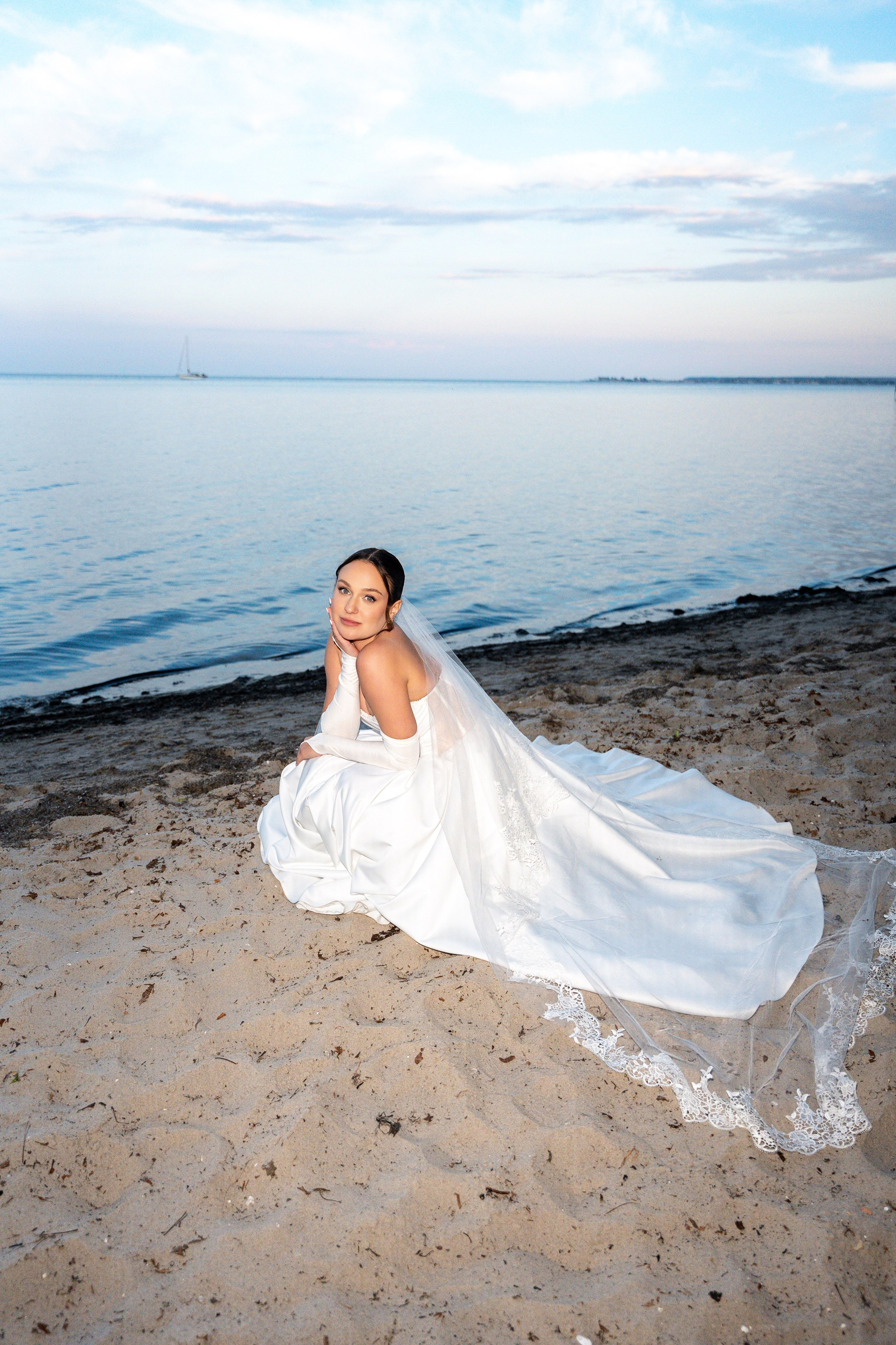 E&N: Zamek w Rzucewie. SL Wedding Photo — Editorial, Elegant & Timeless Wedding Photography in Poland and Across Europe