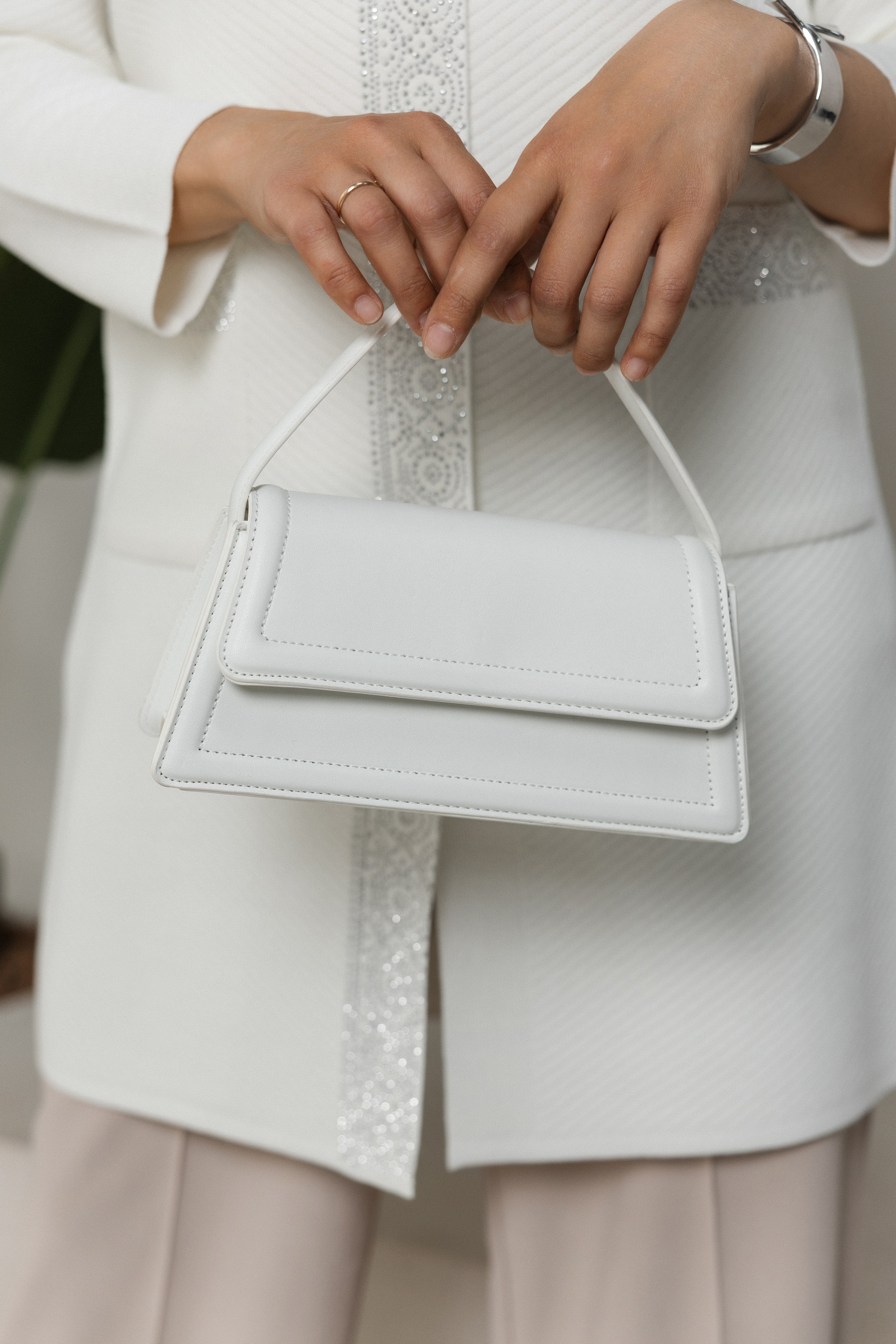 Wildberries Textile. Азимжан Нуритдинходжаев — свадебный фотограф