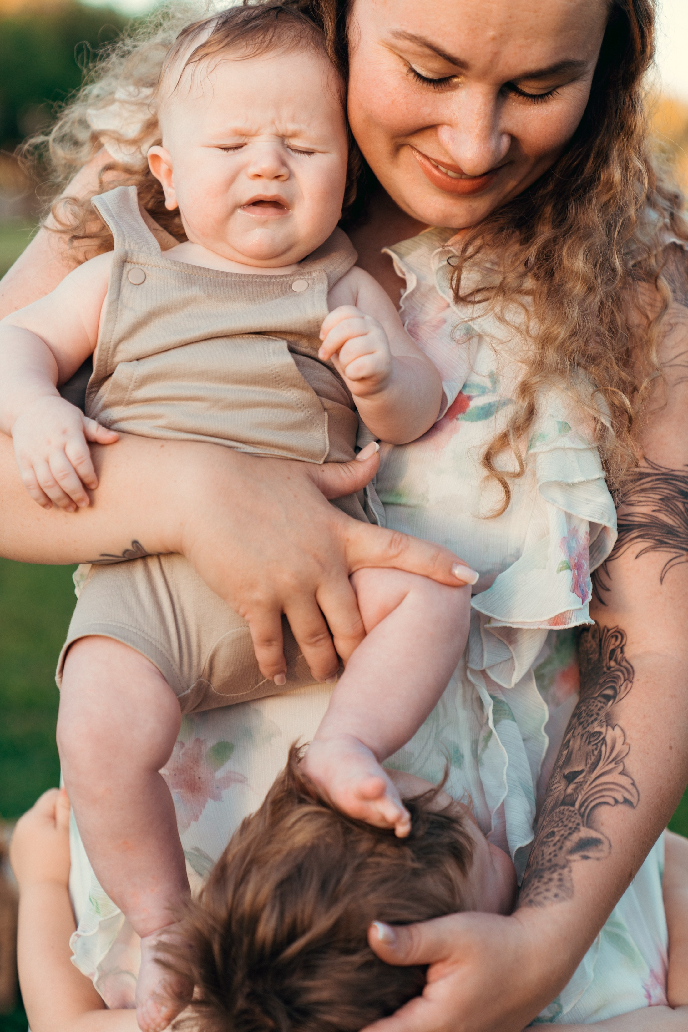 Yulya, Robert&Gordey. Wedding & elopement photographer Viktoriya Kravtsov. Las Vegas