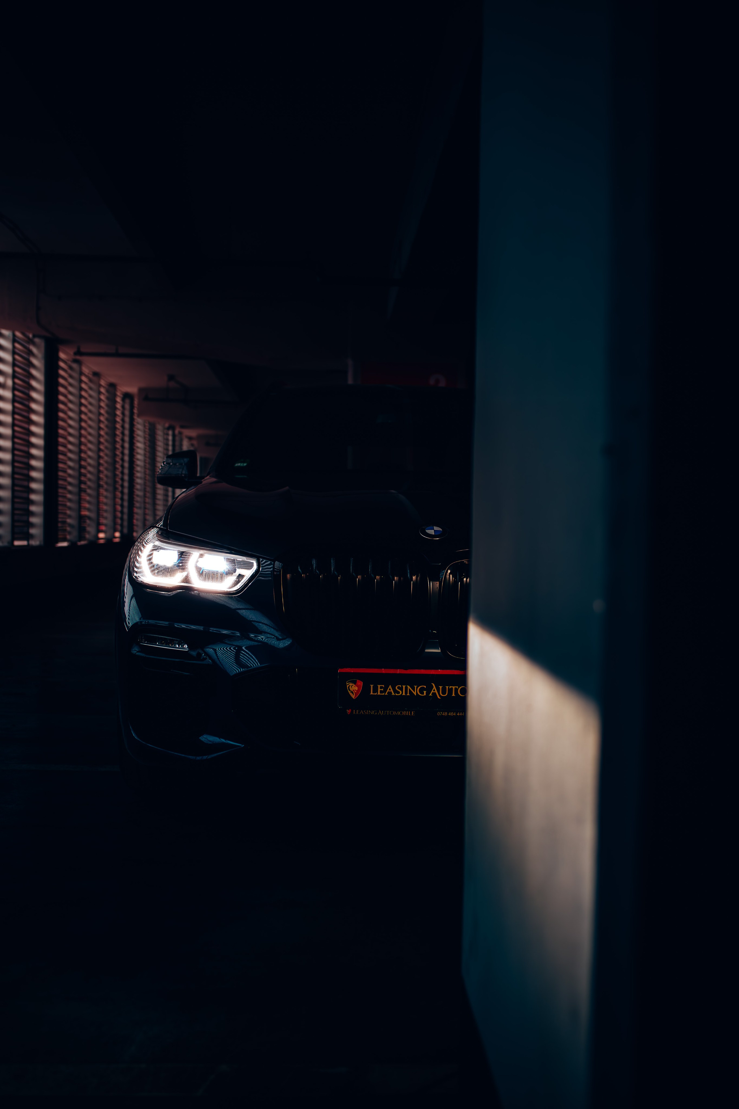 Masini. Ionut Brehuescu — Fotograf