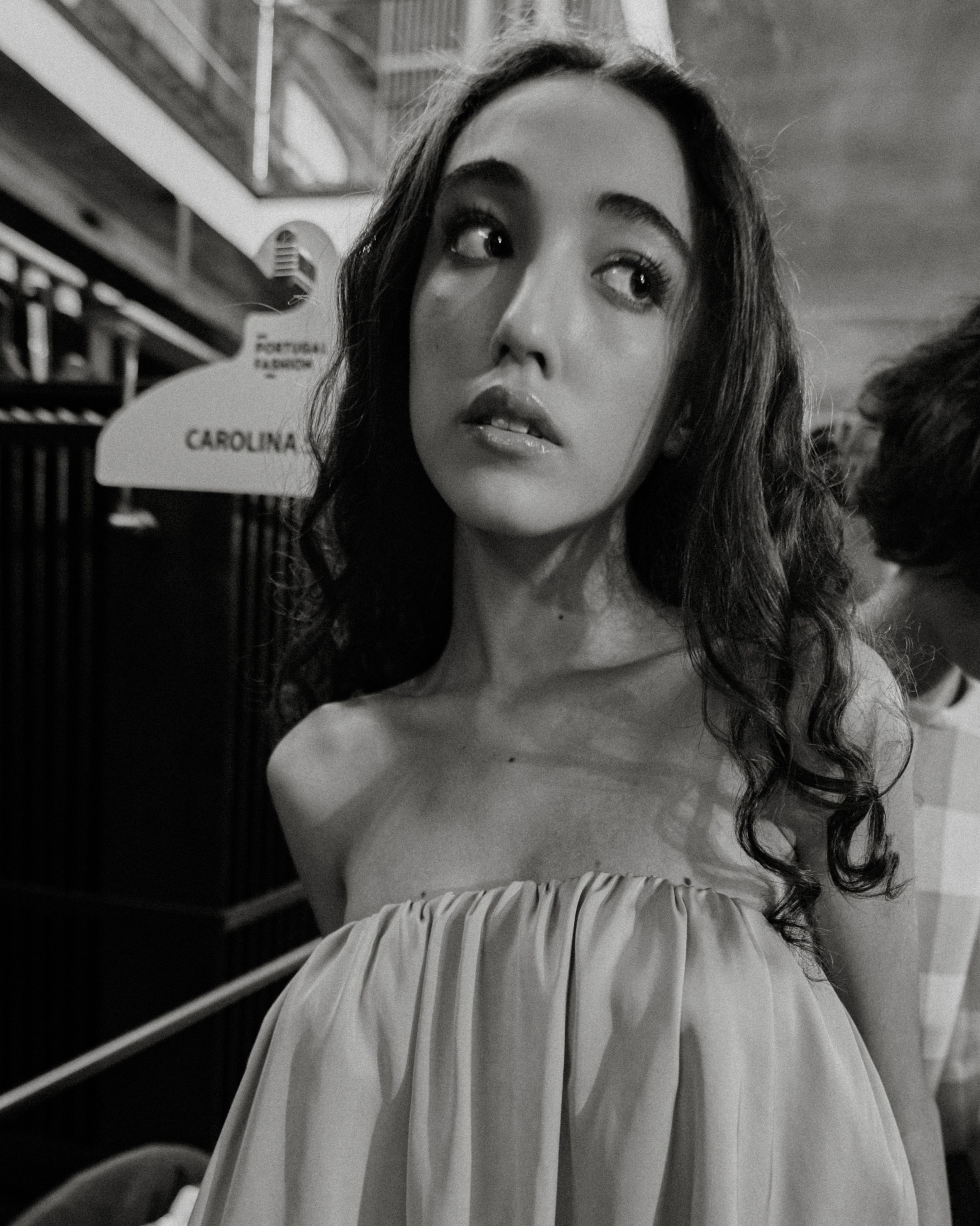 PORTUGAL FASHION WEEK SEPTEMBER 2023. Anastasiia Antoniuk portrait, family and couple photographer, Portugal