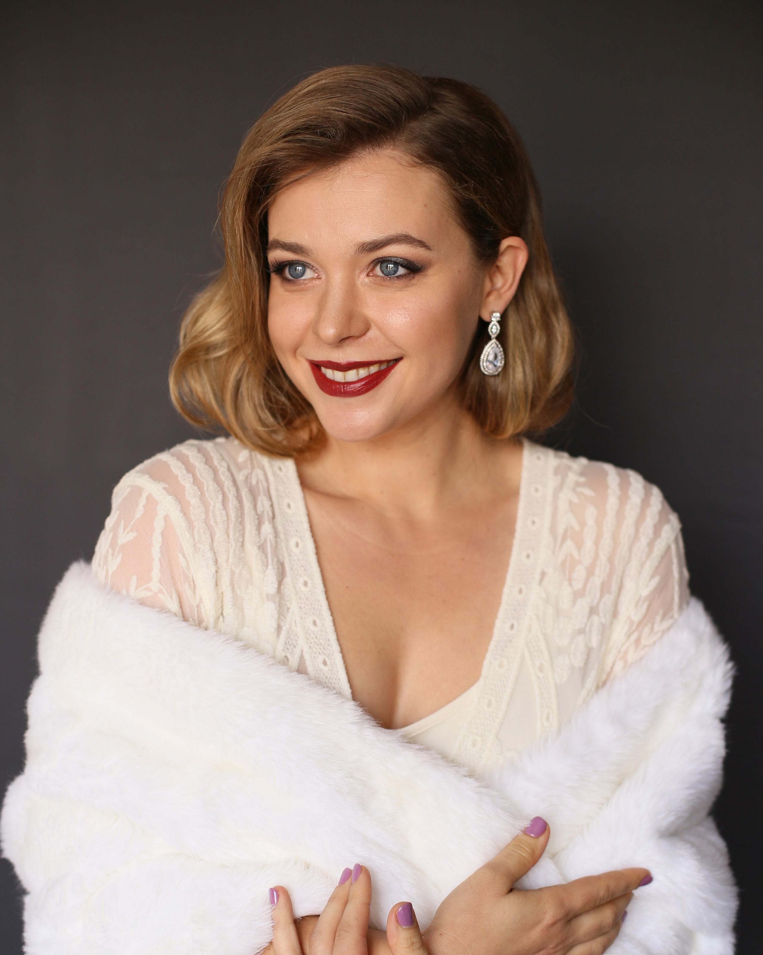 Elegant beauty styling for luxury special event in Italy