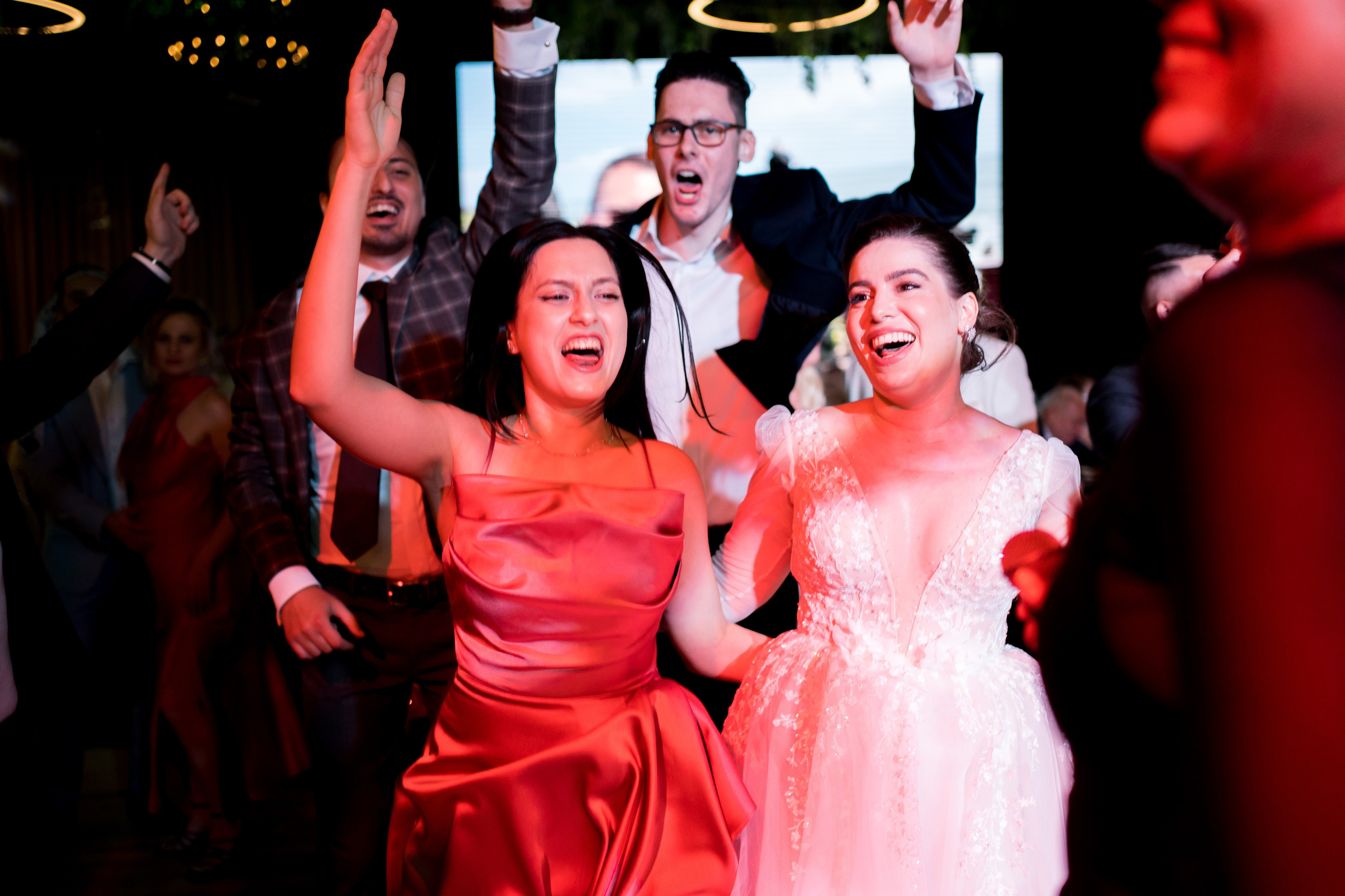 PARTY. Gabriel Florea — Fotograf nuntă București