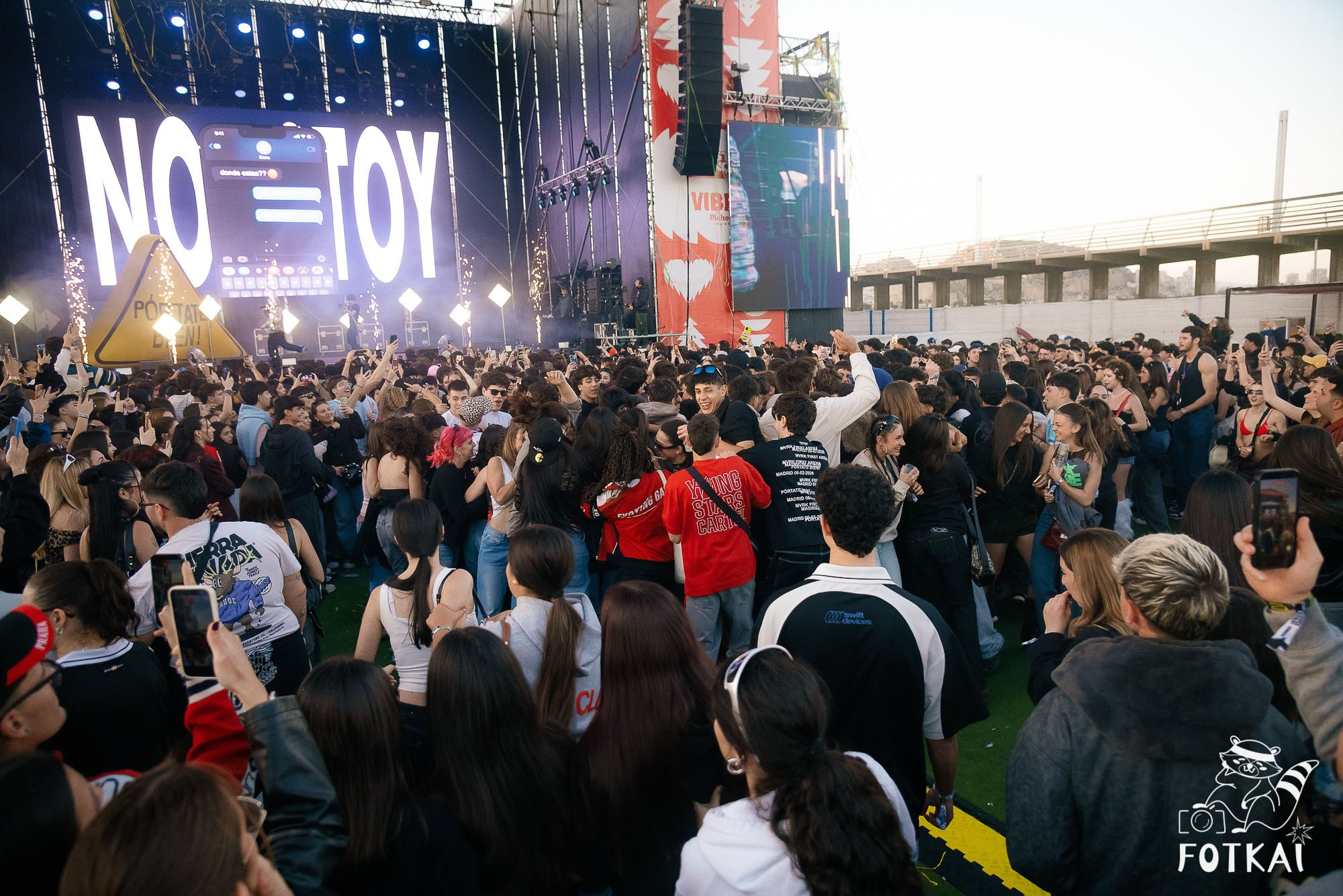 Fotos Costa Sonora 2026 Alicante Día 2 — busca tu foto y encuentra amigos del festival | FOTKAI