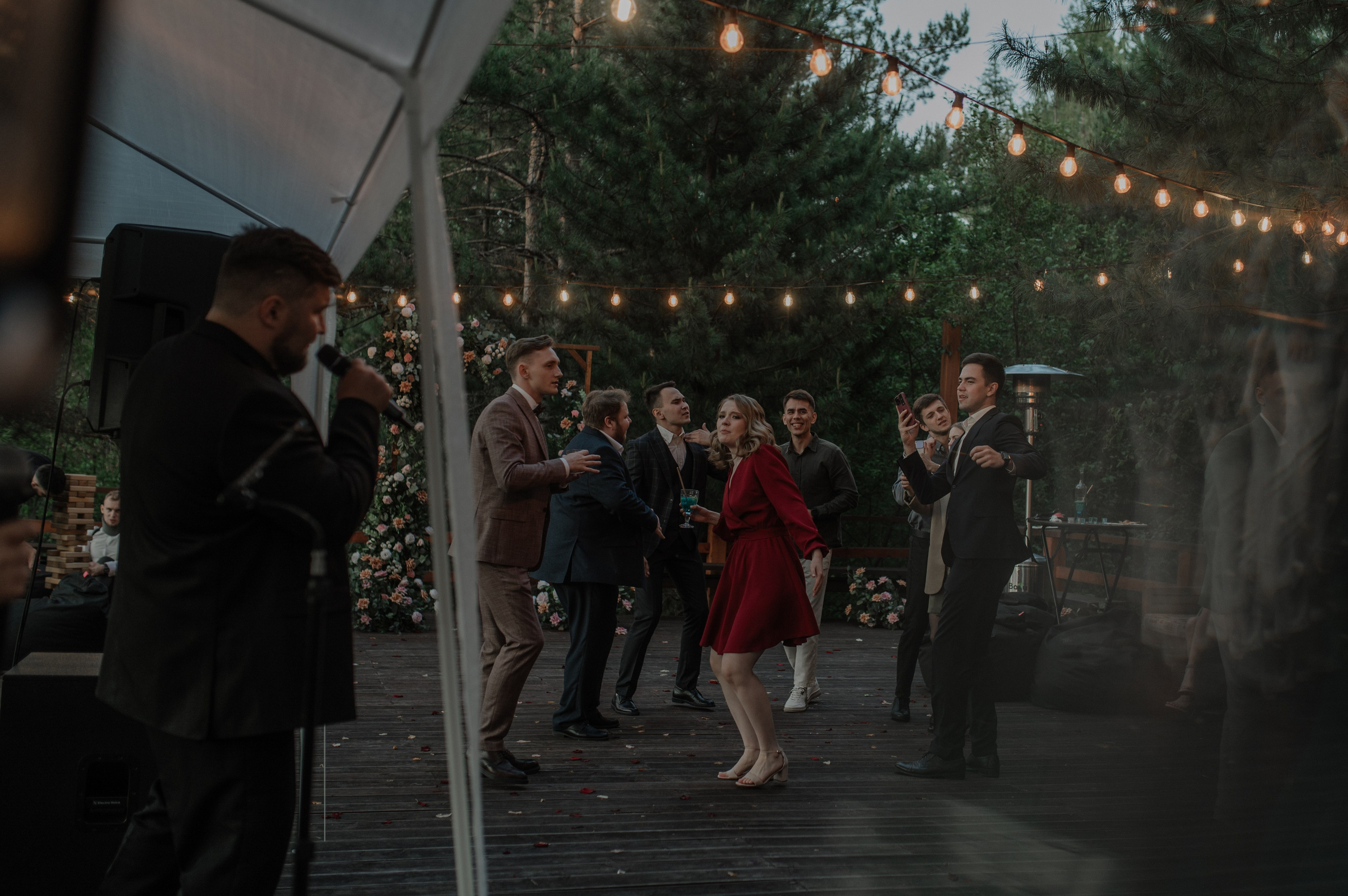 Party. Wedding and commercial photographer