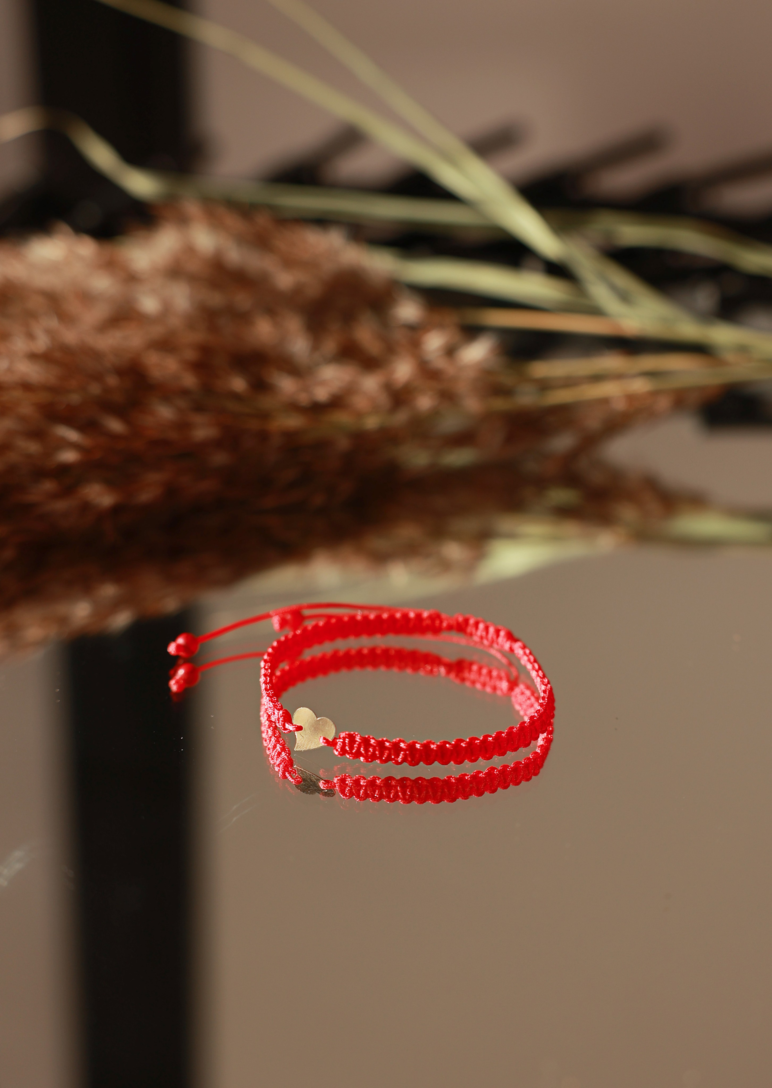 Handmade Bracelets. Portrait and Family Photographer in Netherlands