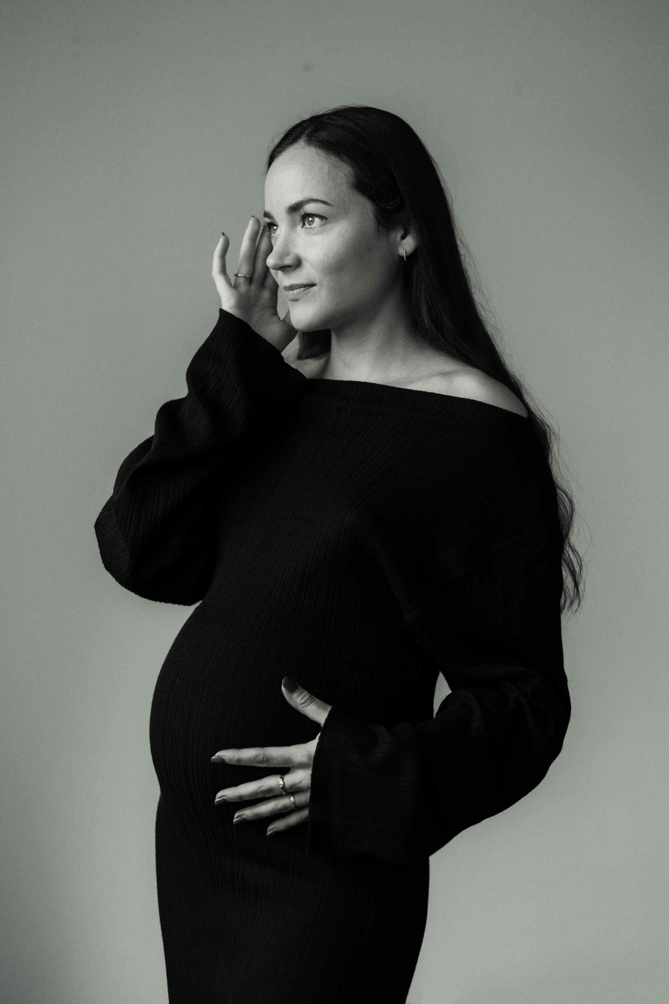 Pregnancy shooting at home. Elena Gorobets. Photographer in Zagreb