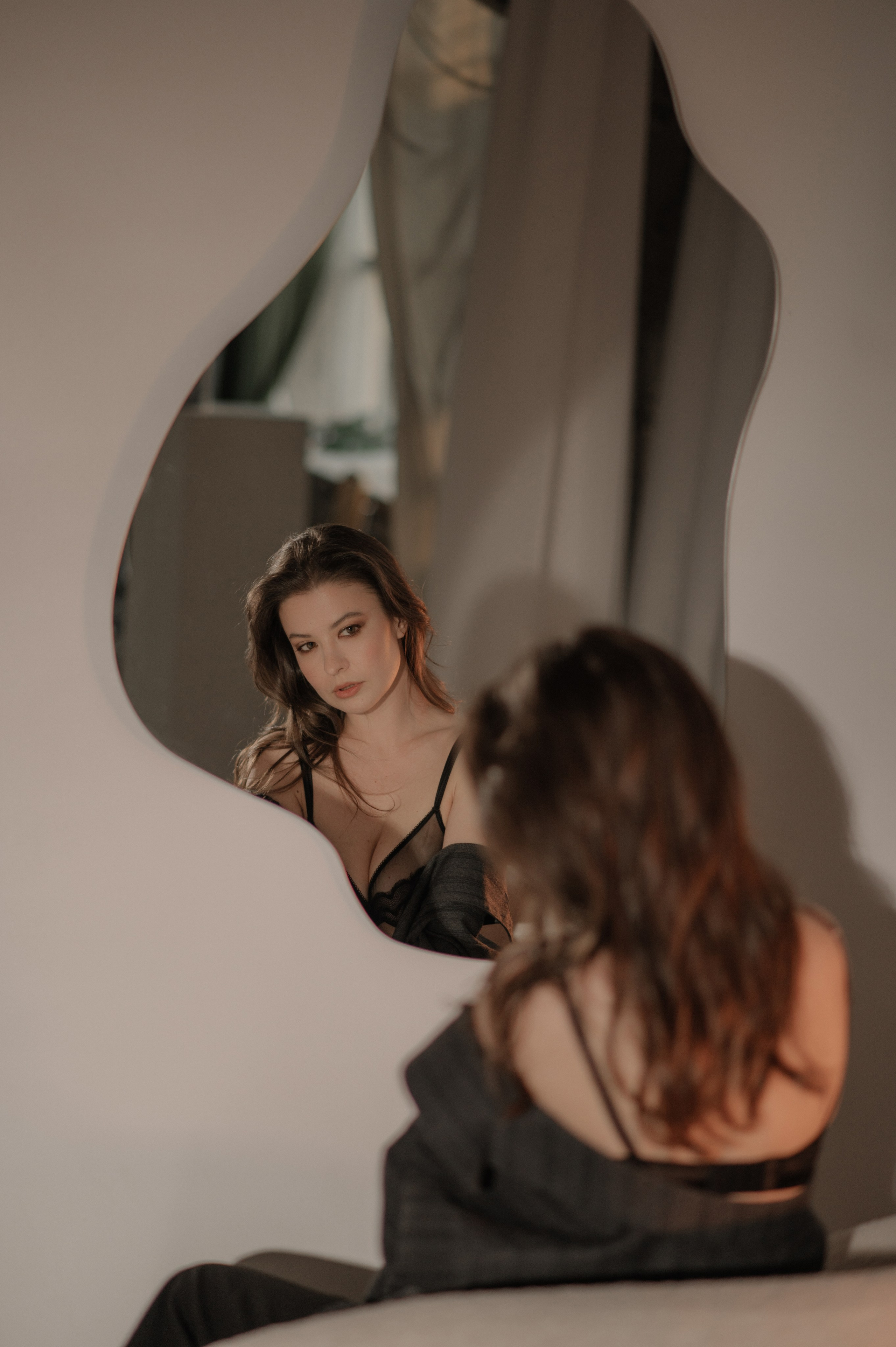 Minimalism. Wedding and commercial photographer