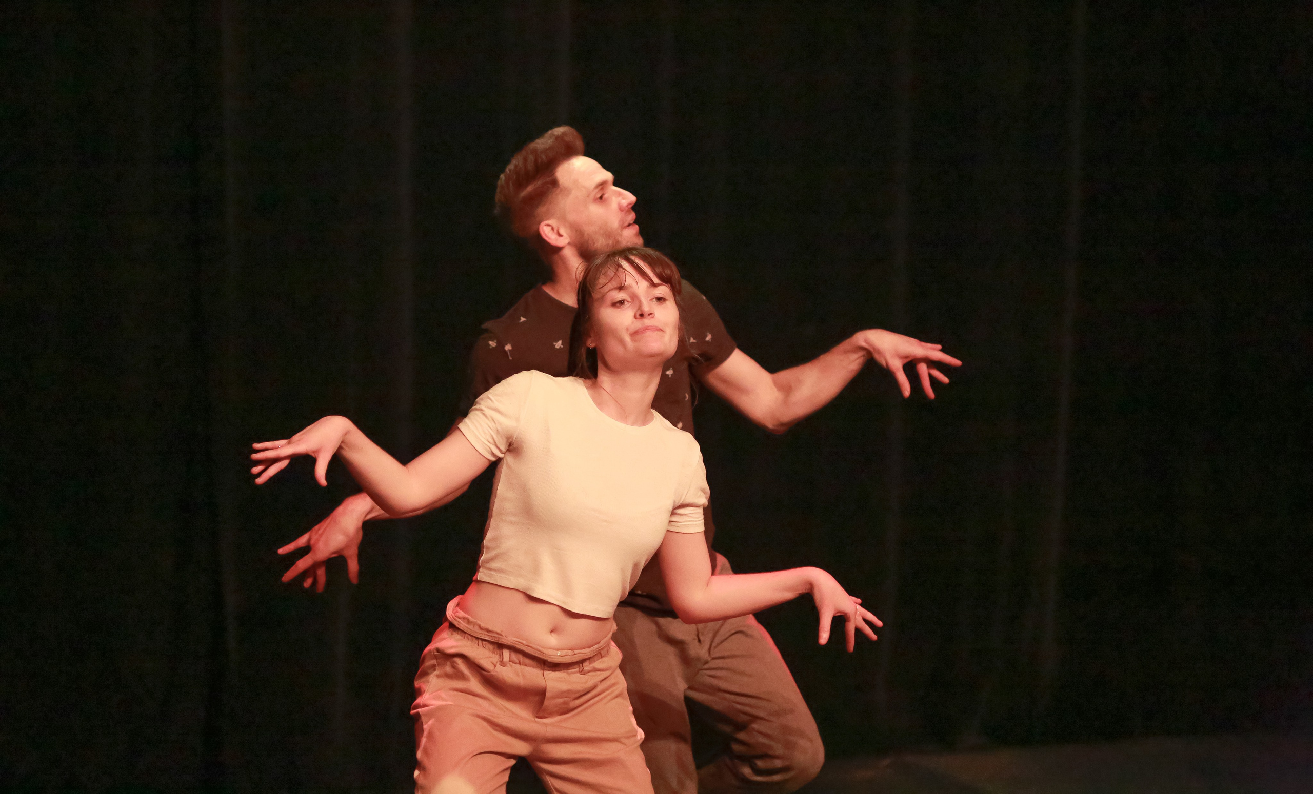 Dance. Portret photographer in Switzerland Artur Magpie