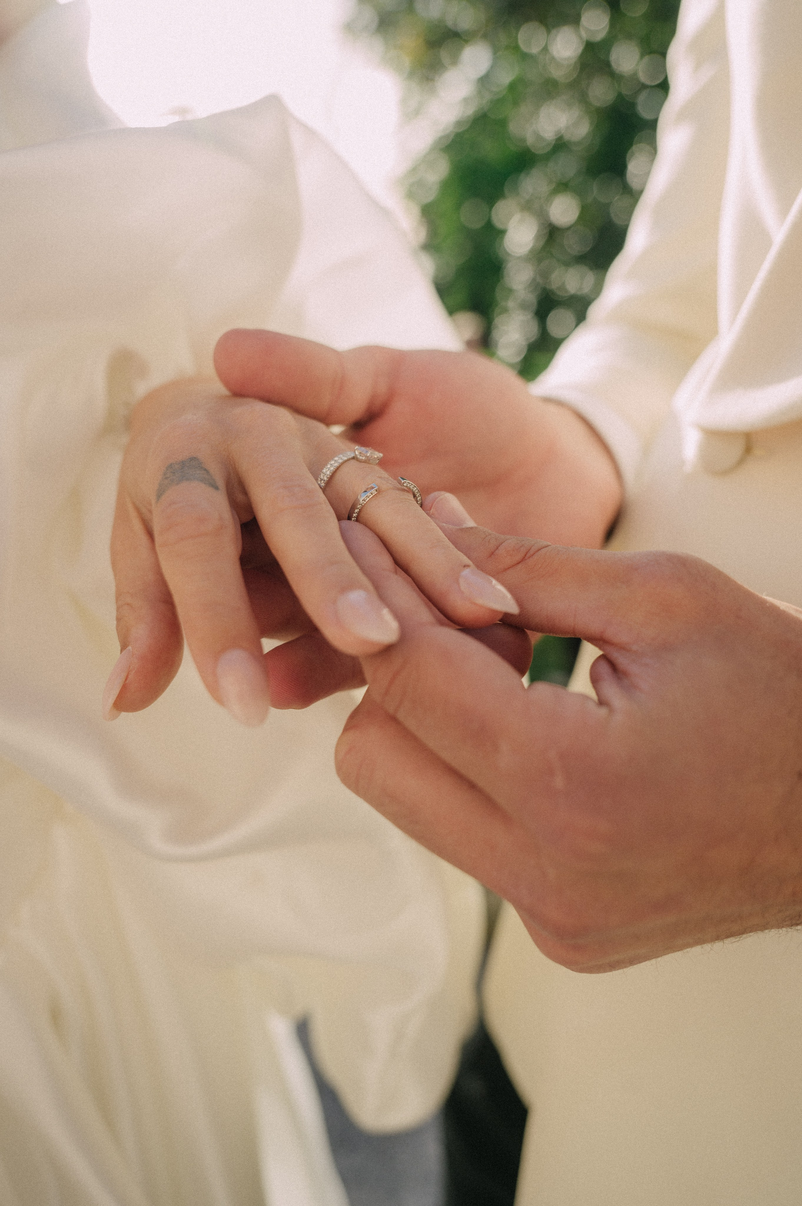 Paula and Tony. Wedding and commercial photographer