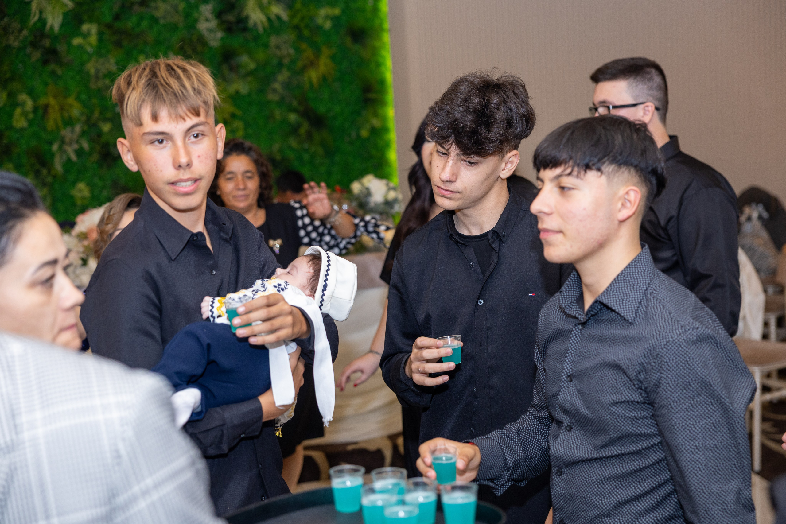 Andrei Sebastian. Moments By Gub