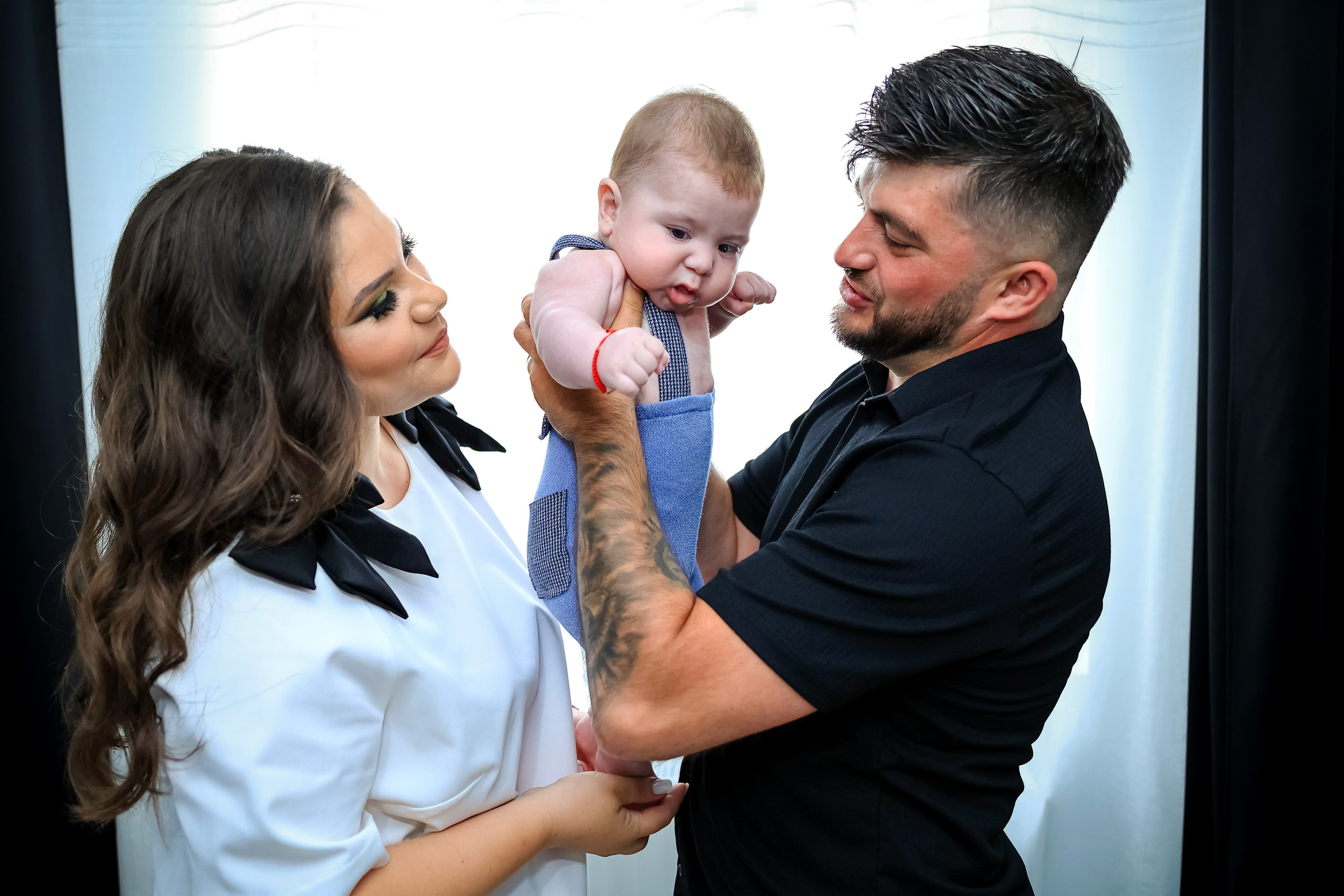 Andrei Damian. Moments By Gub