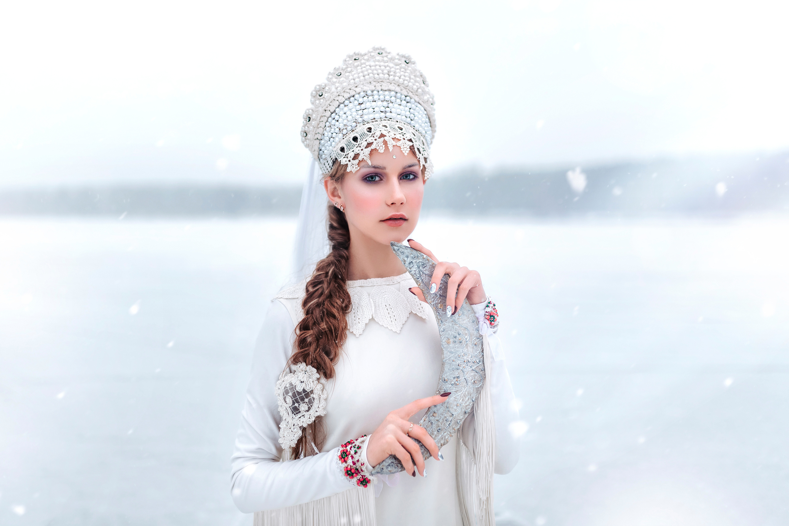 Photographer and retoucher Elena Skullova