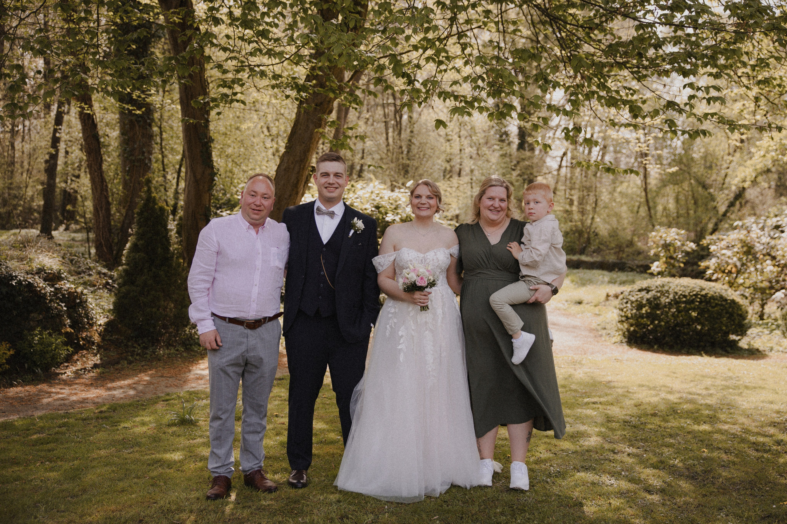 Lorena & Jan l Schloss Sythen. Hochzeitsfotografin Bochum | Halyna Reiche Fotografie NRW