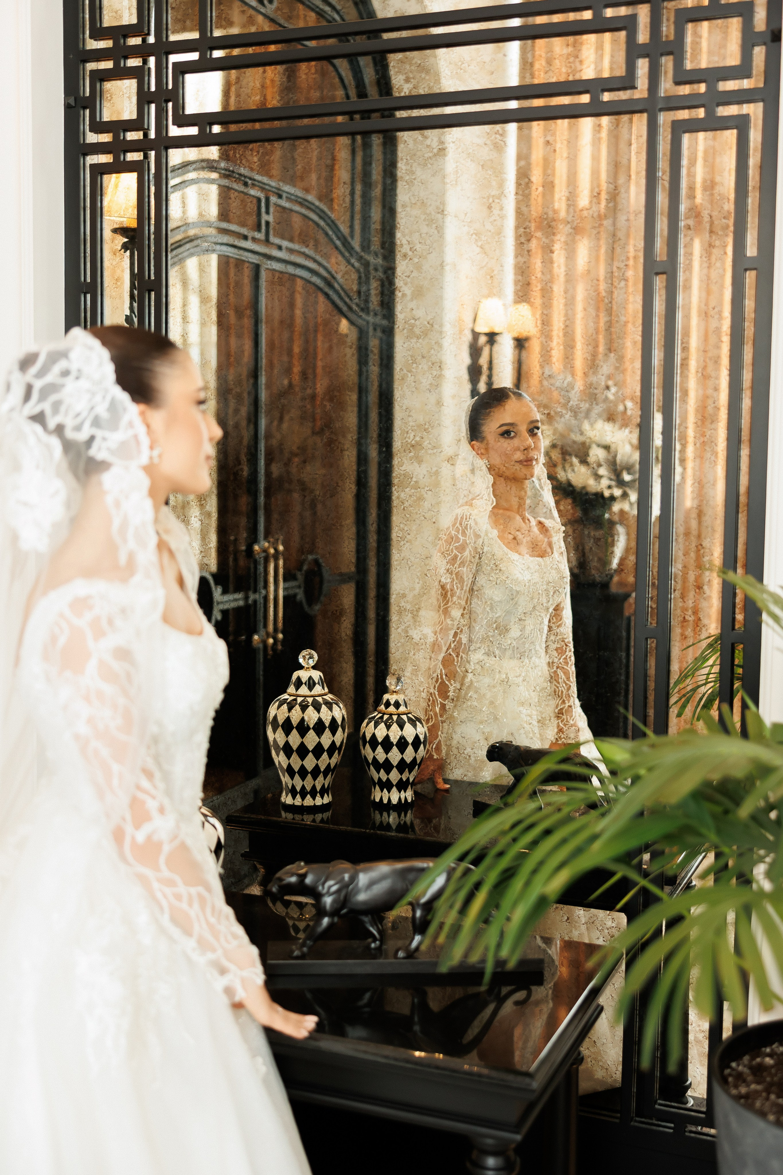 Serghei & Erica — Queen Residence. Servicii Foto și Video 067188353