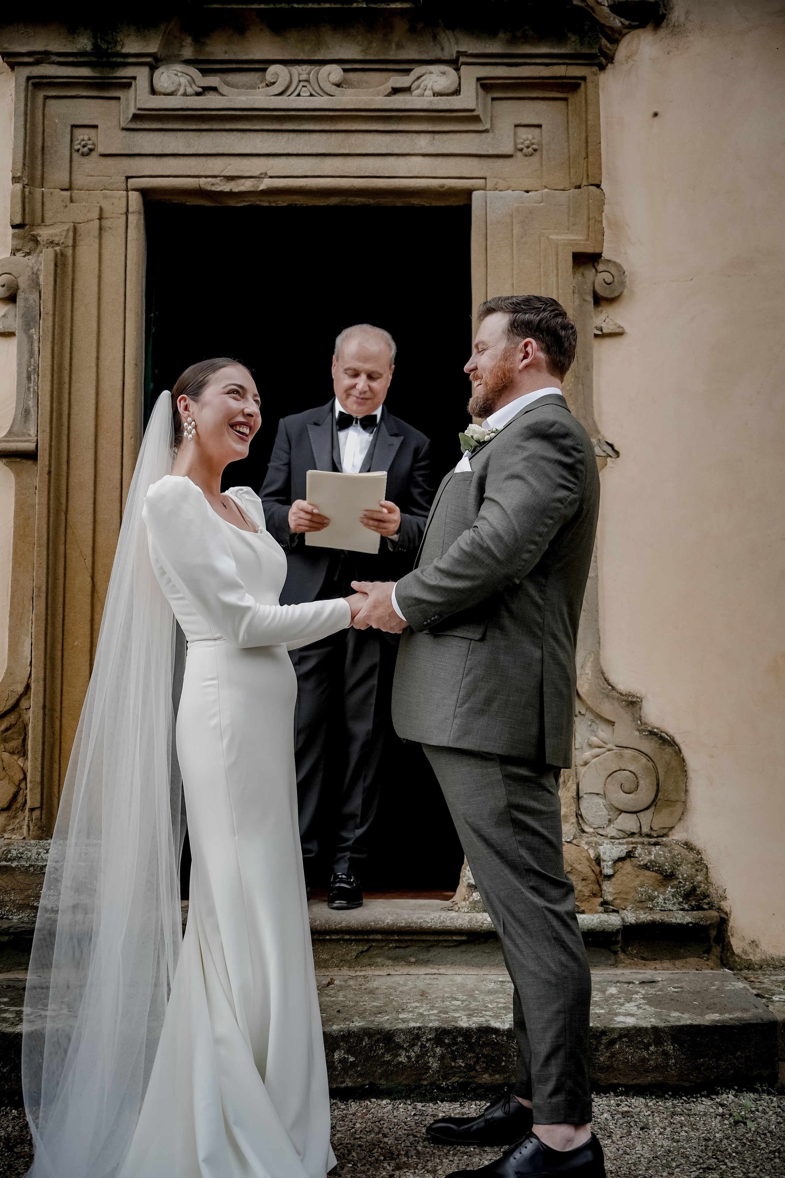 Elopment in Cortona. Villa Falconiere. Wedding Photographer in Italy