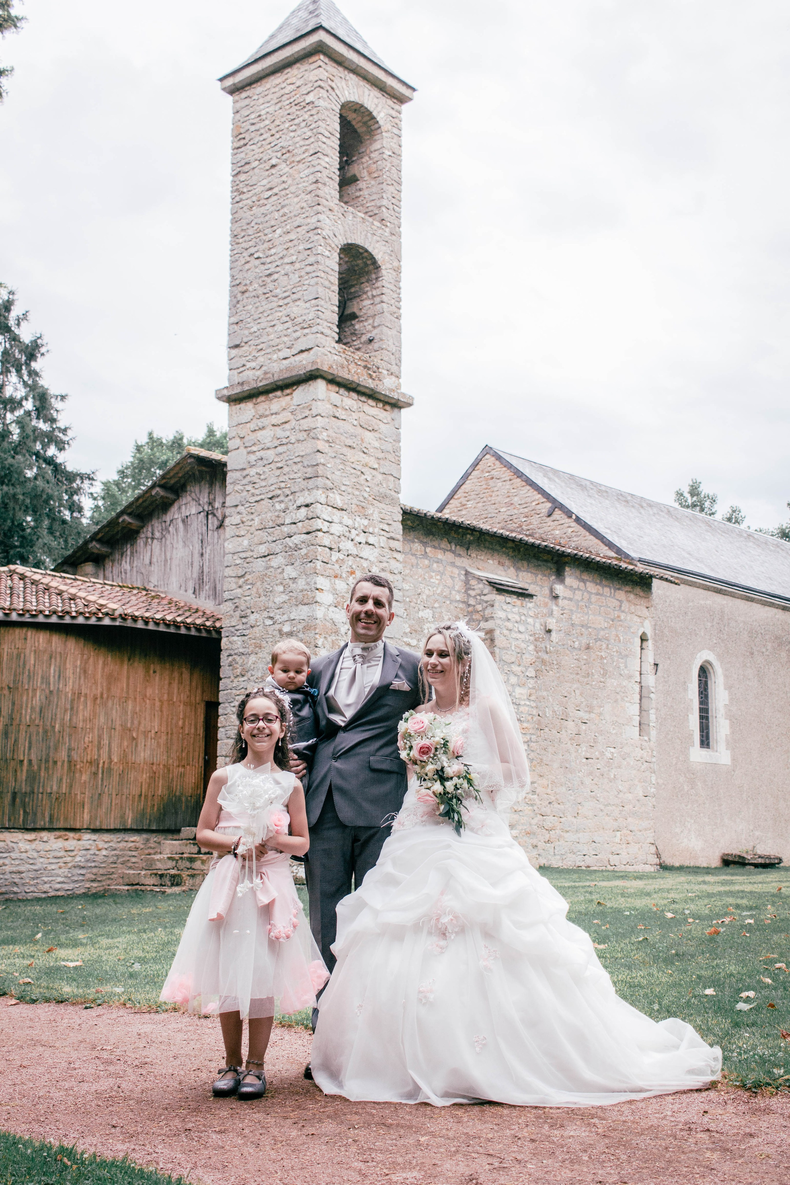 Mallorie & Nicolas | Reportage de mariage. Studio photo « Partage ton bonheur » – Photographe famille près de Châtellerault, Poitiers et Tours
