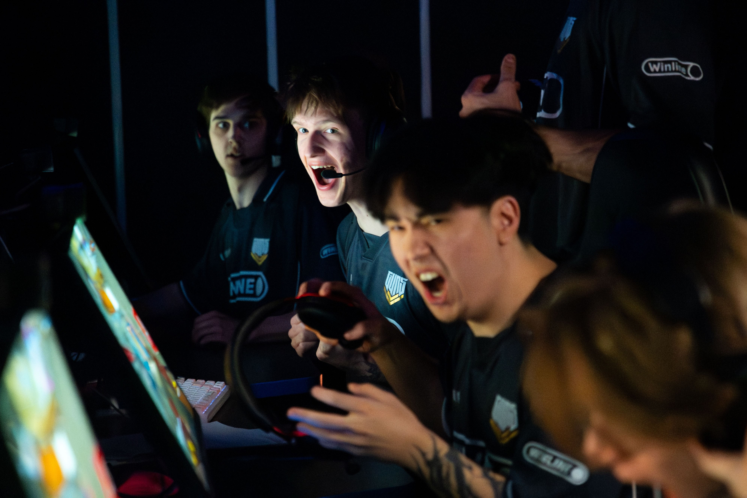 LanDaLan & FRAG & GLuck Yungstar & UCA