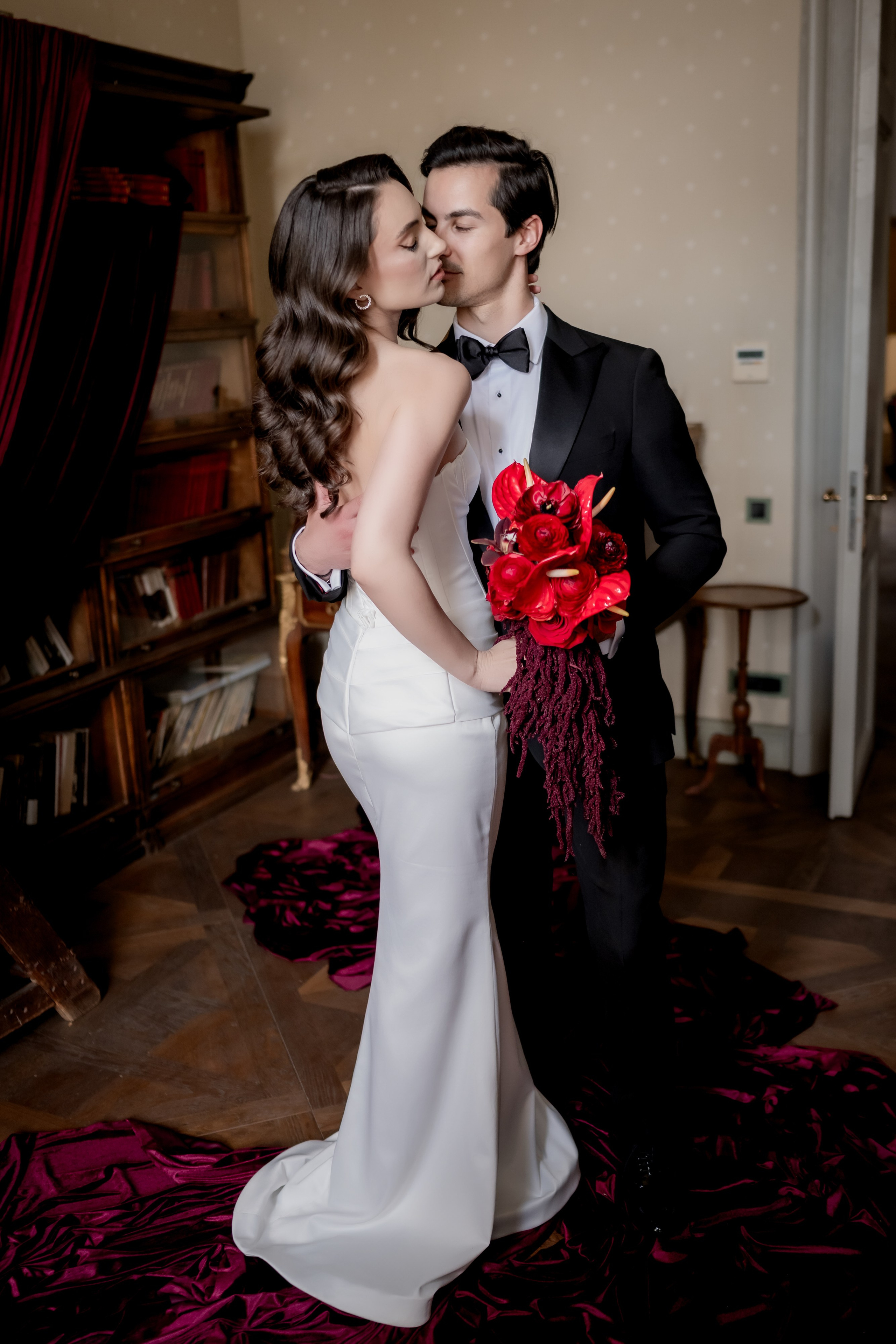 Claudia & Mihai Wedding | Elegant Love Story