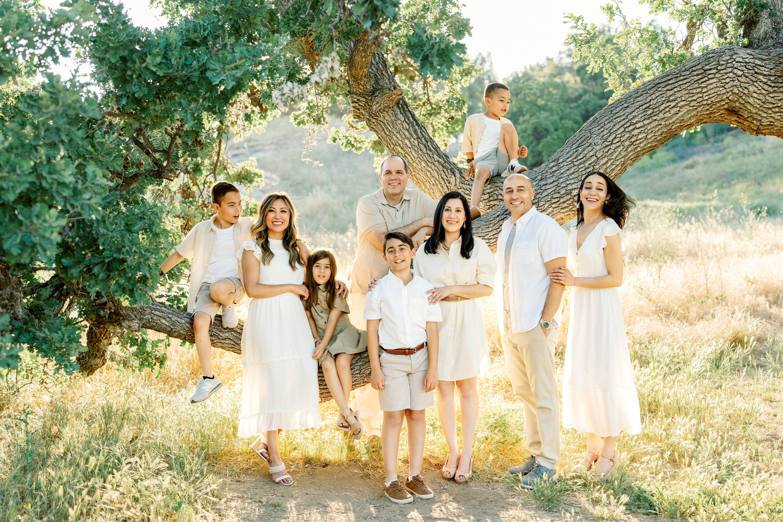 California, Los Angeles, Santa Clarita Family Photoshoot. Wedding Photography & Videography Team in California, Los Angeles, San Francisco, San Diego and Travel