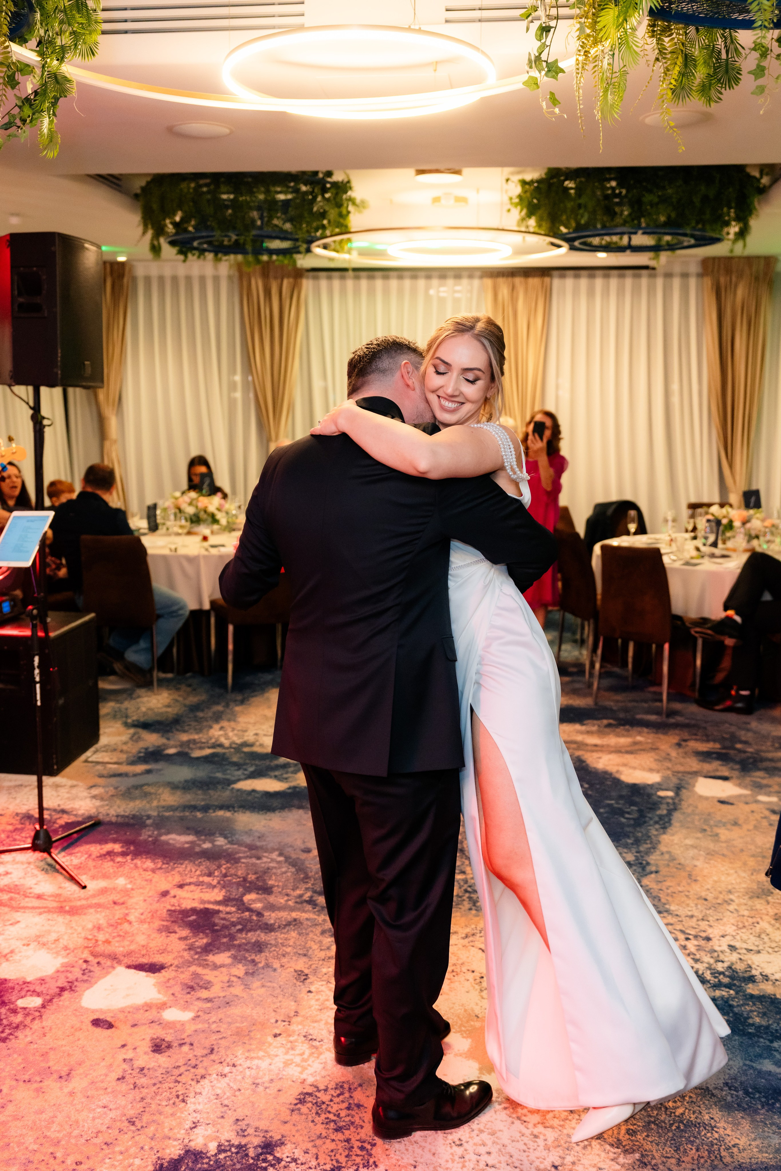 Madisson & Alex. Destination Wedding Photographer Alex Pasarelu