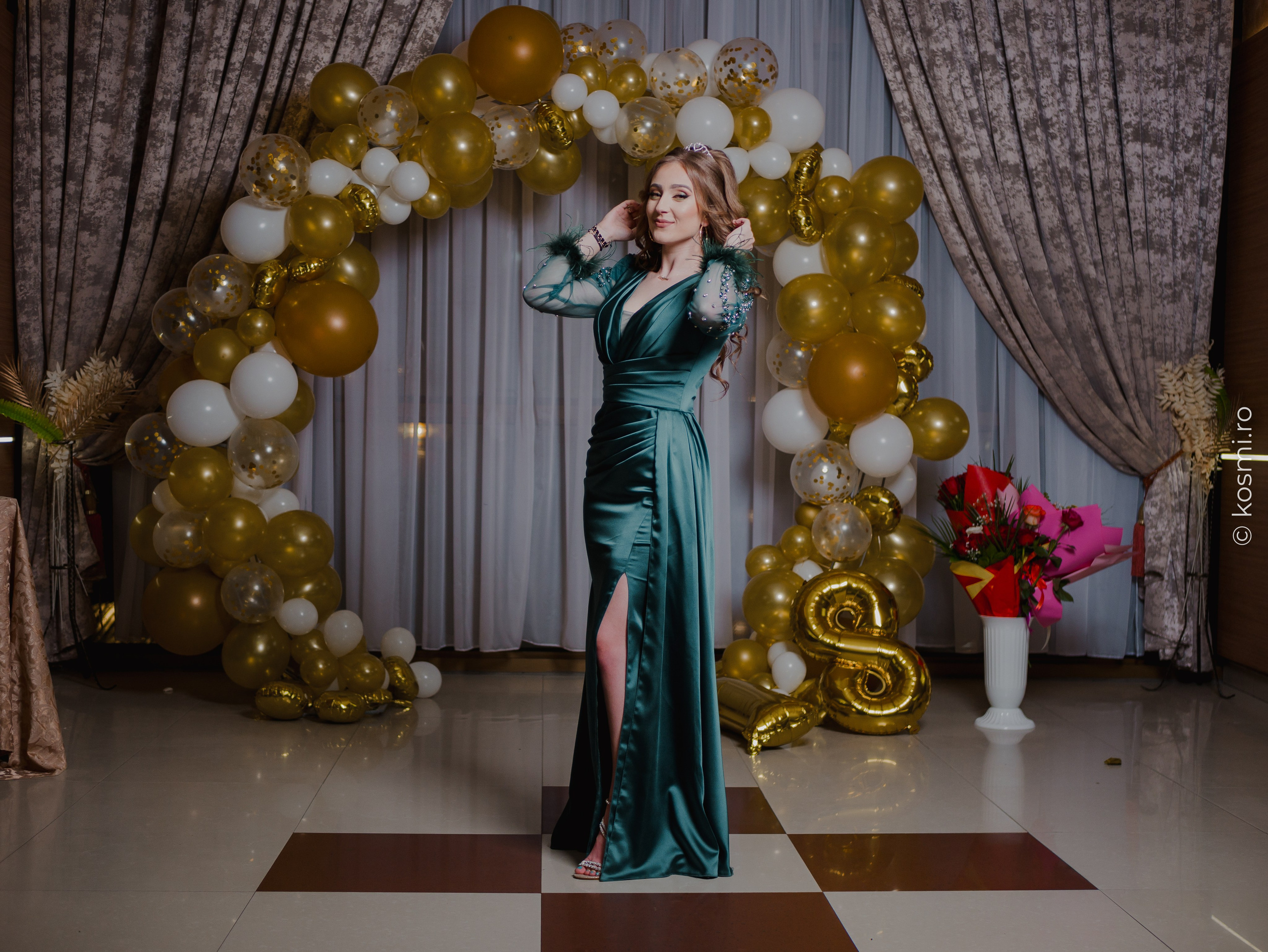 Majorat Andreea. Kosmi