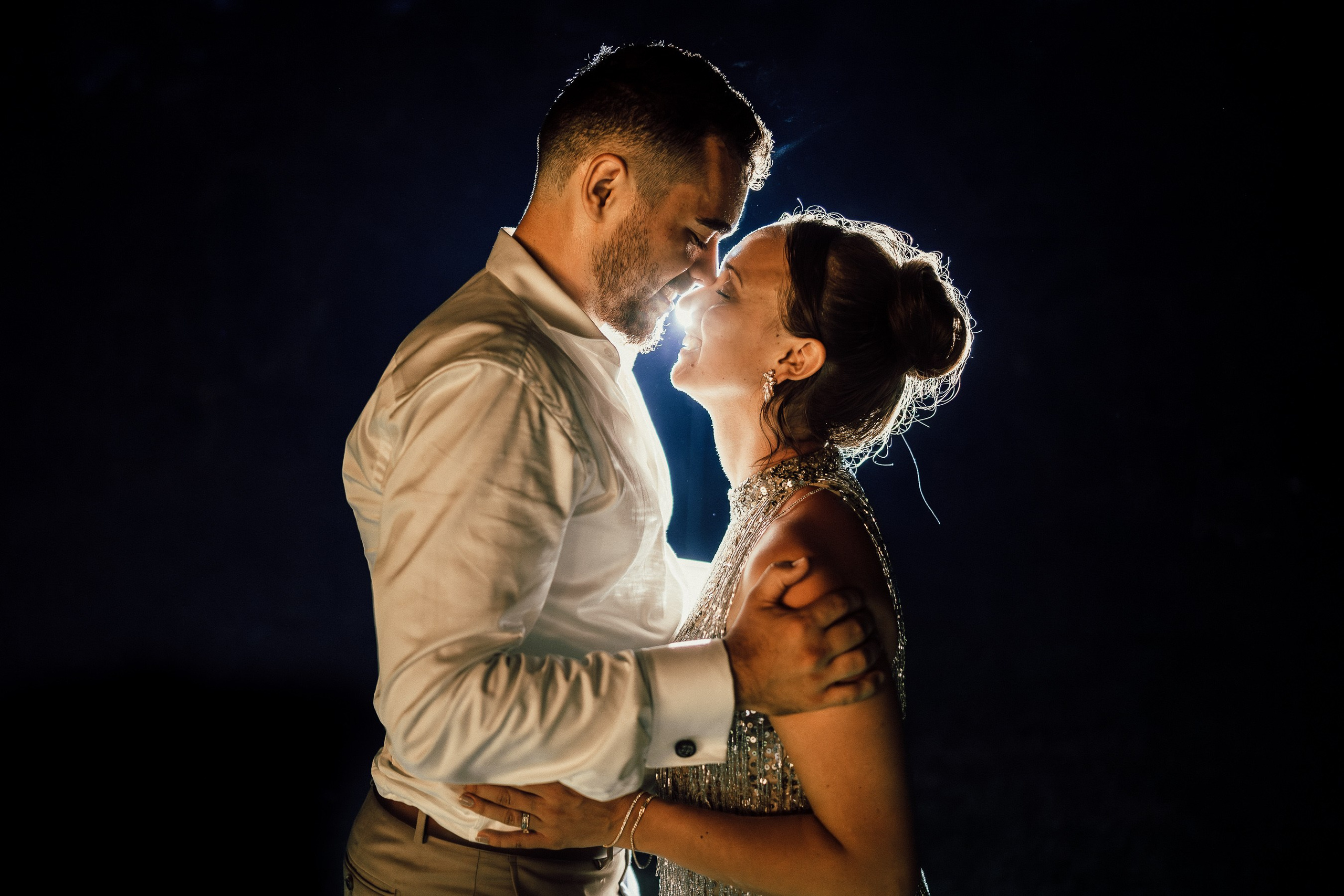 Nunta în aer liber RustiQ Garden - Fotograf Nuntă. Horatiu Fat: Fotograf si Videograf Profesionist Nunta Cluj-Napoca