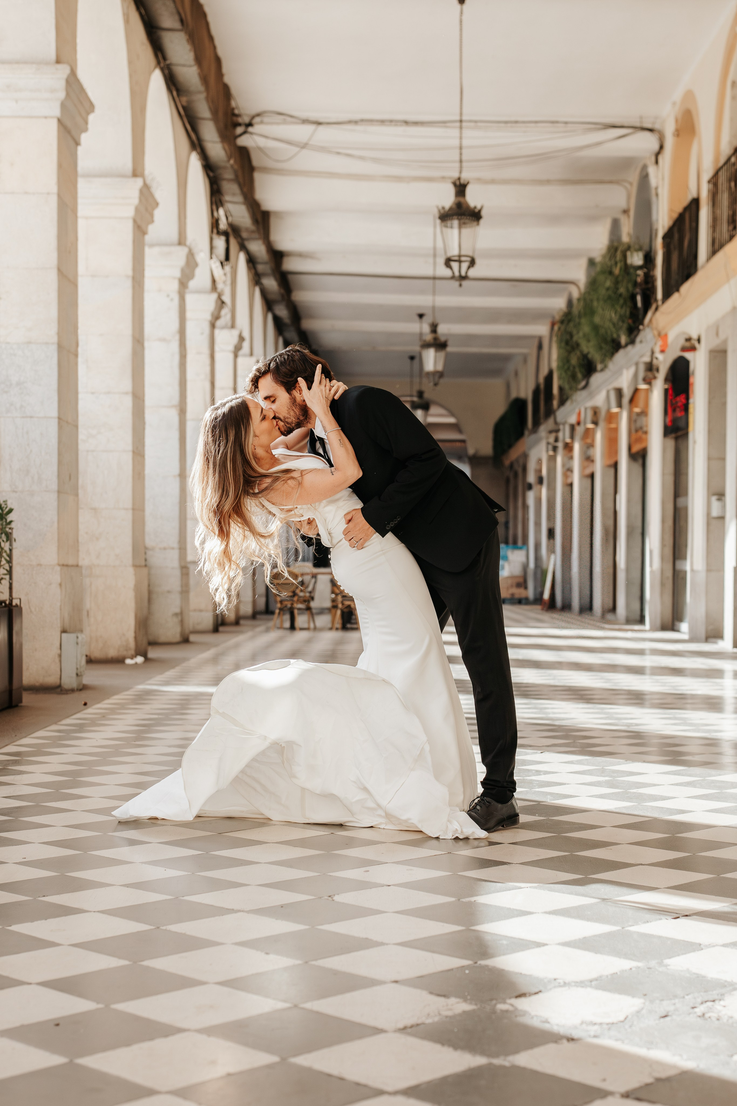 Barbara+Carlos, Girona, Love story. Wedding photographer in Catalonia