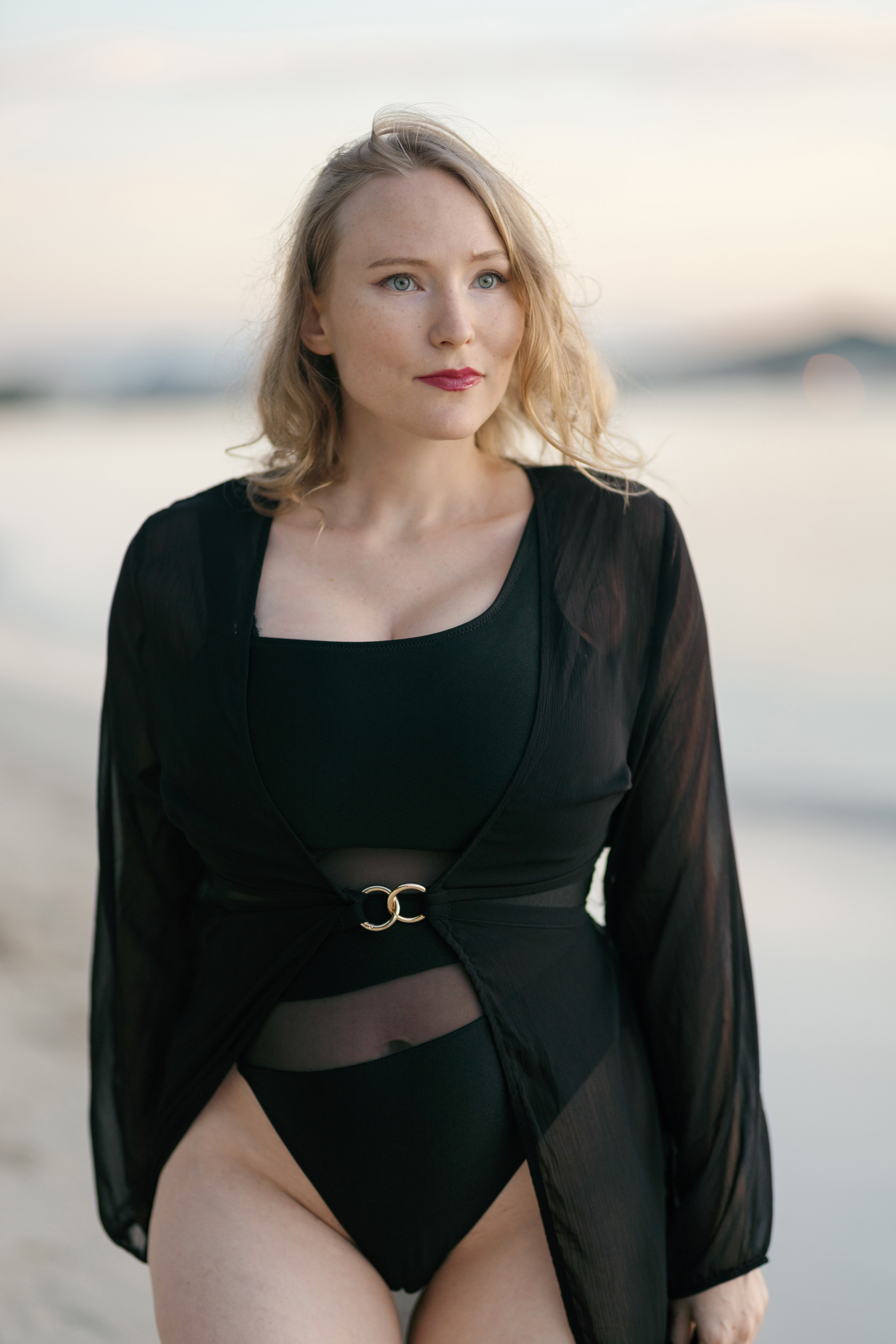 Maternity Photoshoot Mallorca Beach. Photographer in Mallorca