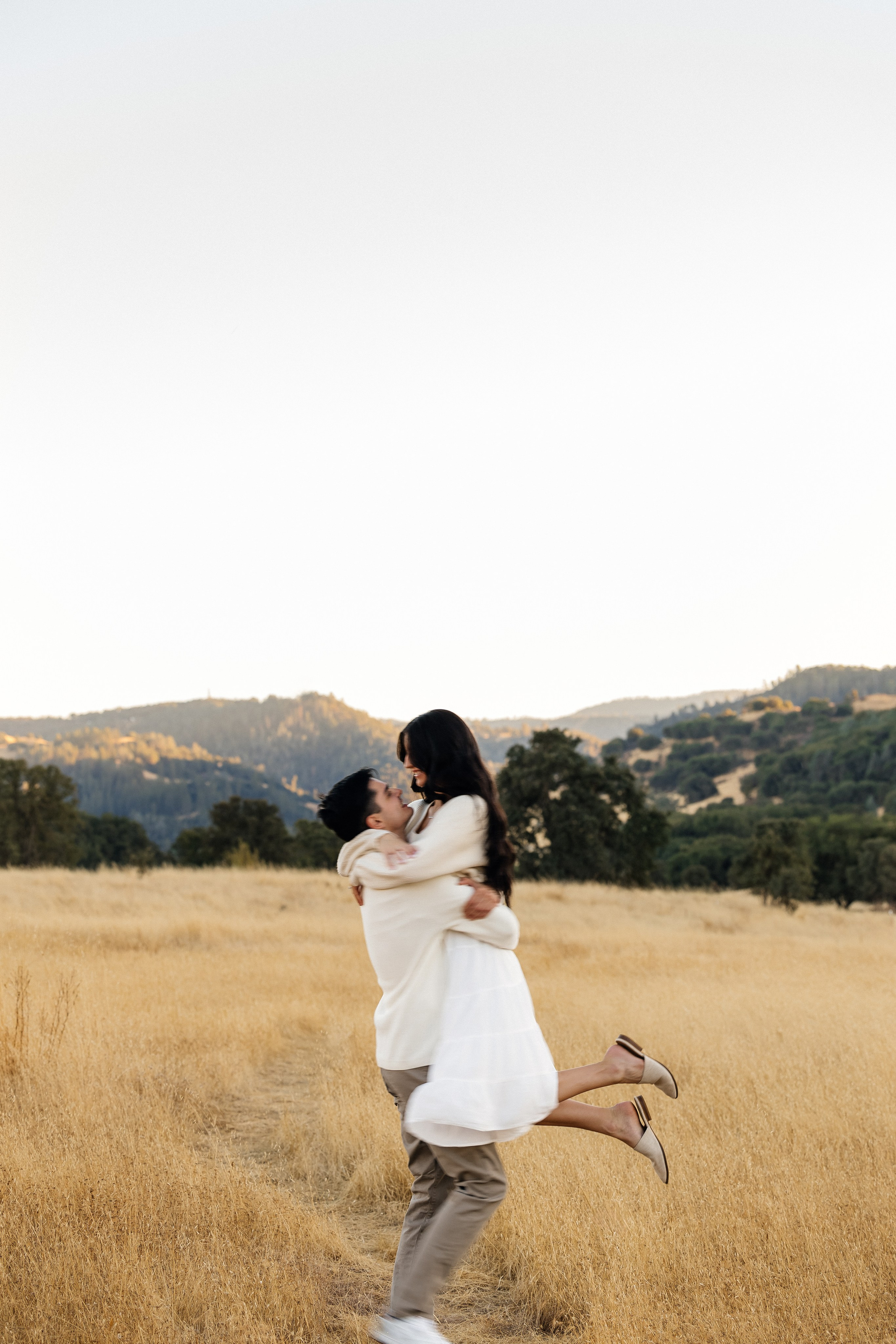 Engagement & Love stories. ArtFeather Photography. Sacramento, California