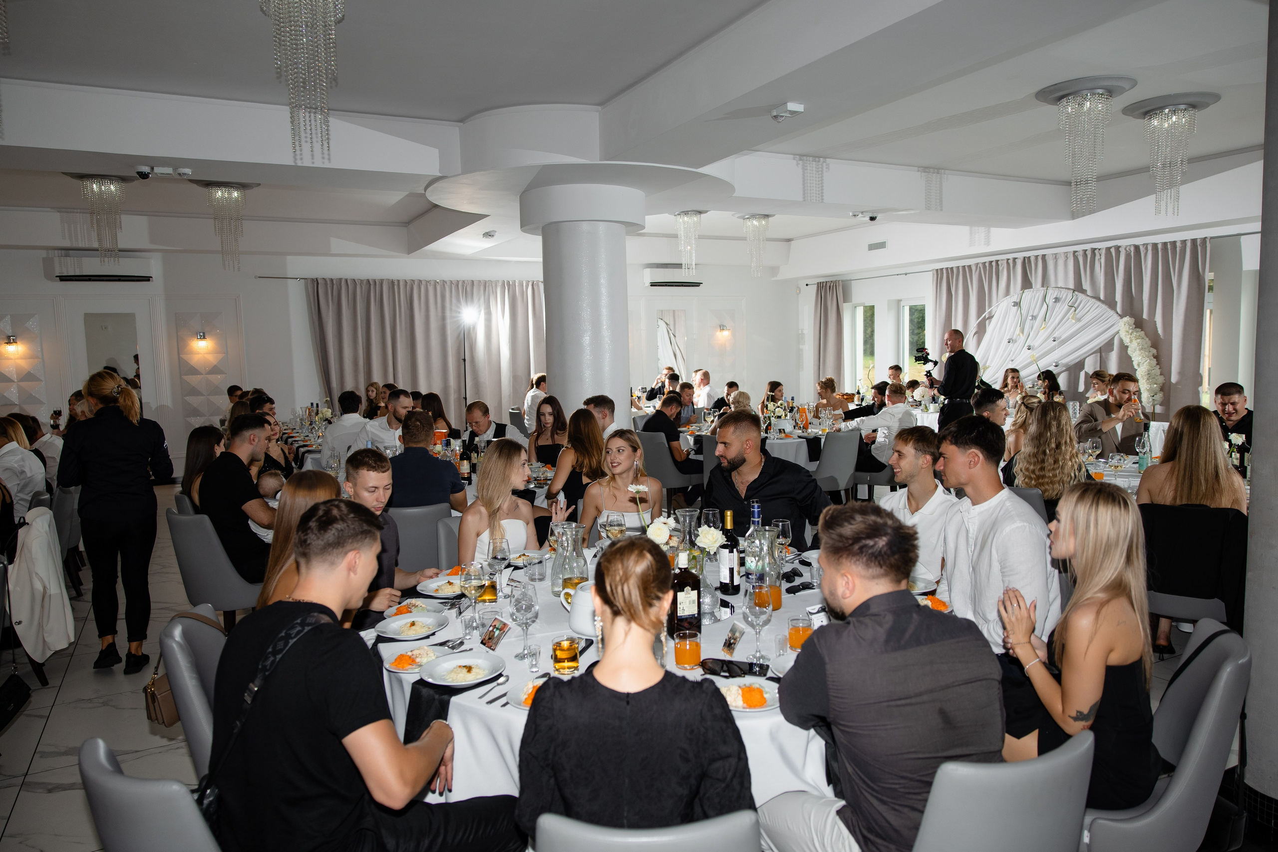 Артур + Анастасія. Весільний, сімейний фотограф Варшава