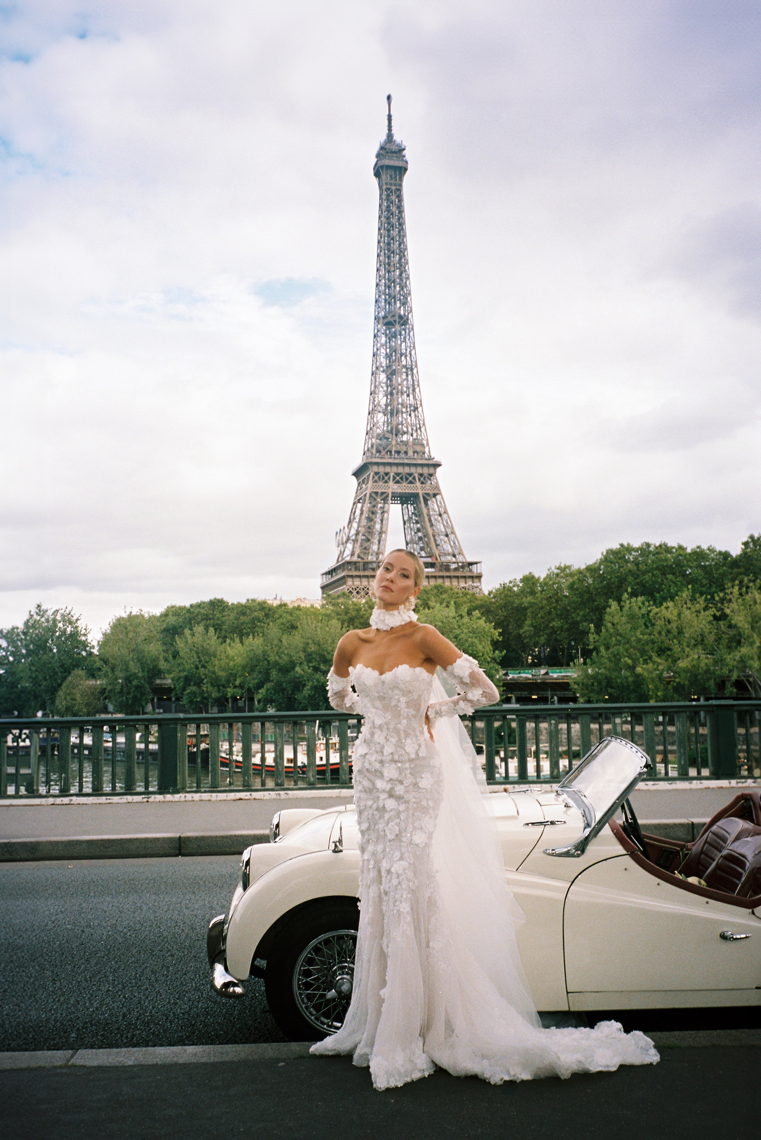 Romantic Photoshoot in Paris — Paris, the City of Love