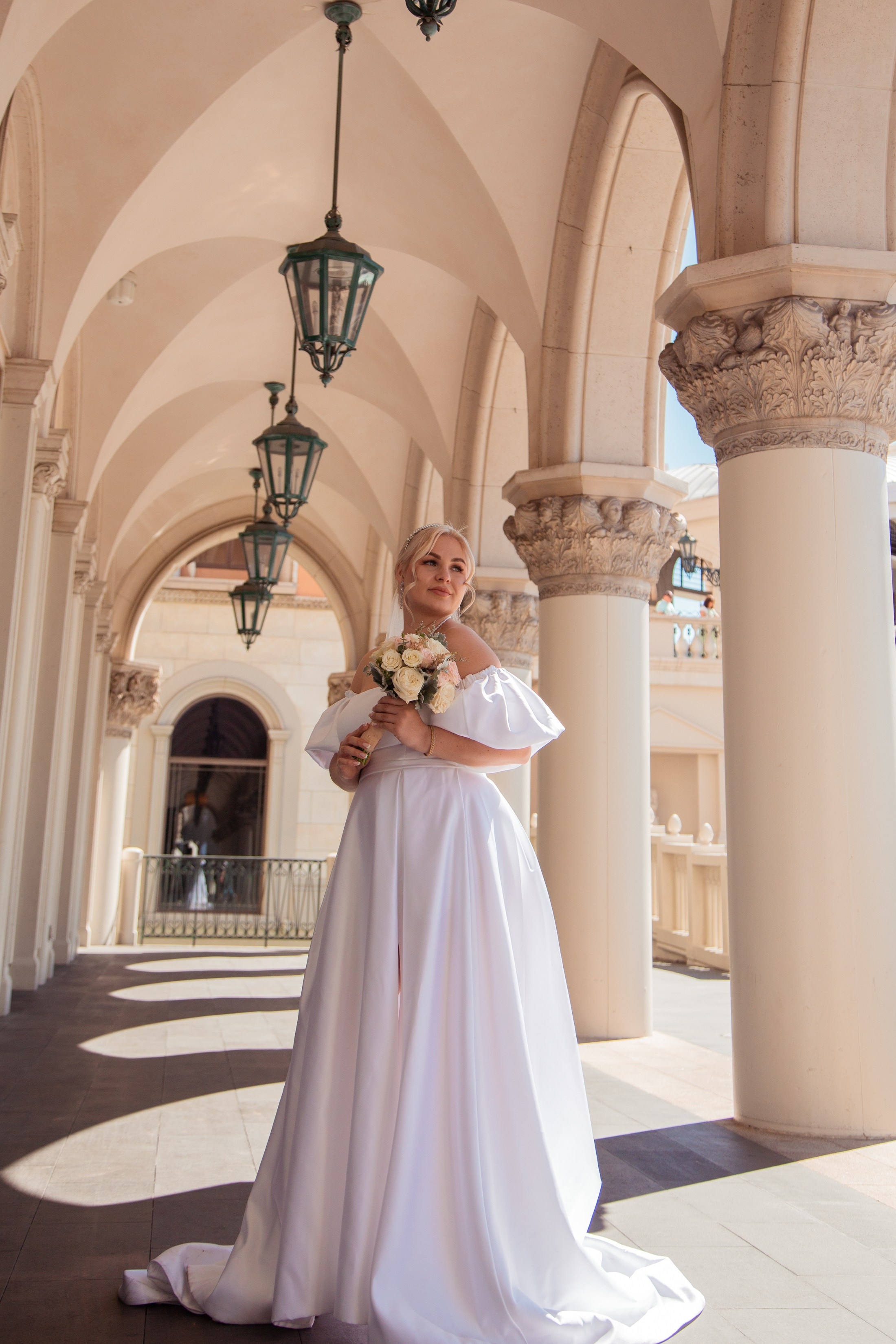 M&N. Wedding & elopement photographer Viktoriya Kravtsov. Las Vegas