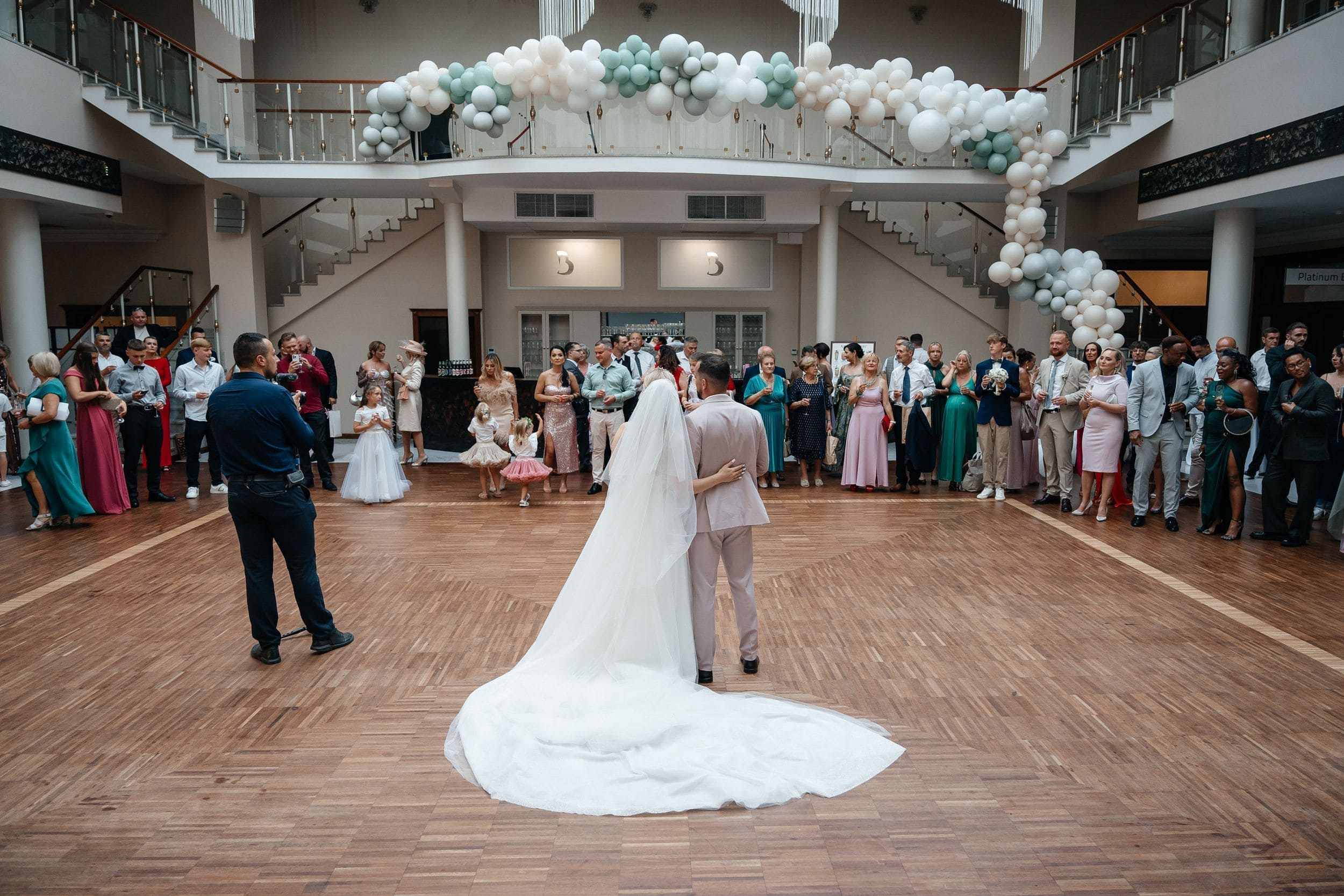 Destination wedding in Poland. Wedding photographer & videographer Frankfurt | Denis Mirosnik