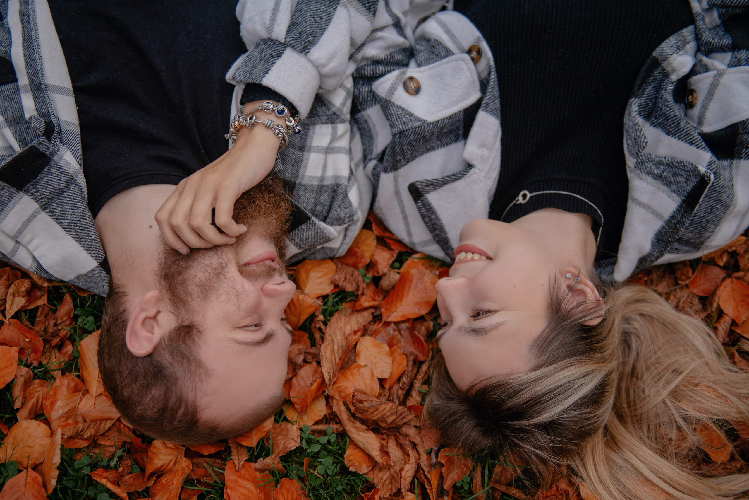 Autumn love story photoshoot at Vyšehrad in Prague. Professional photographer in Prague Anastasia Haritonova