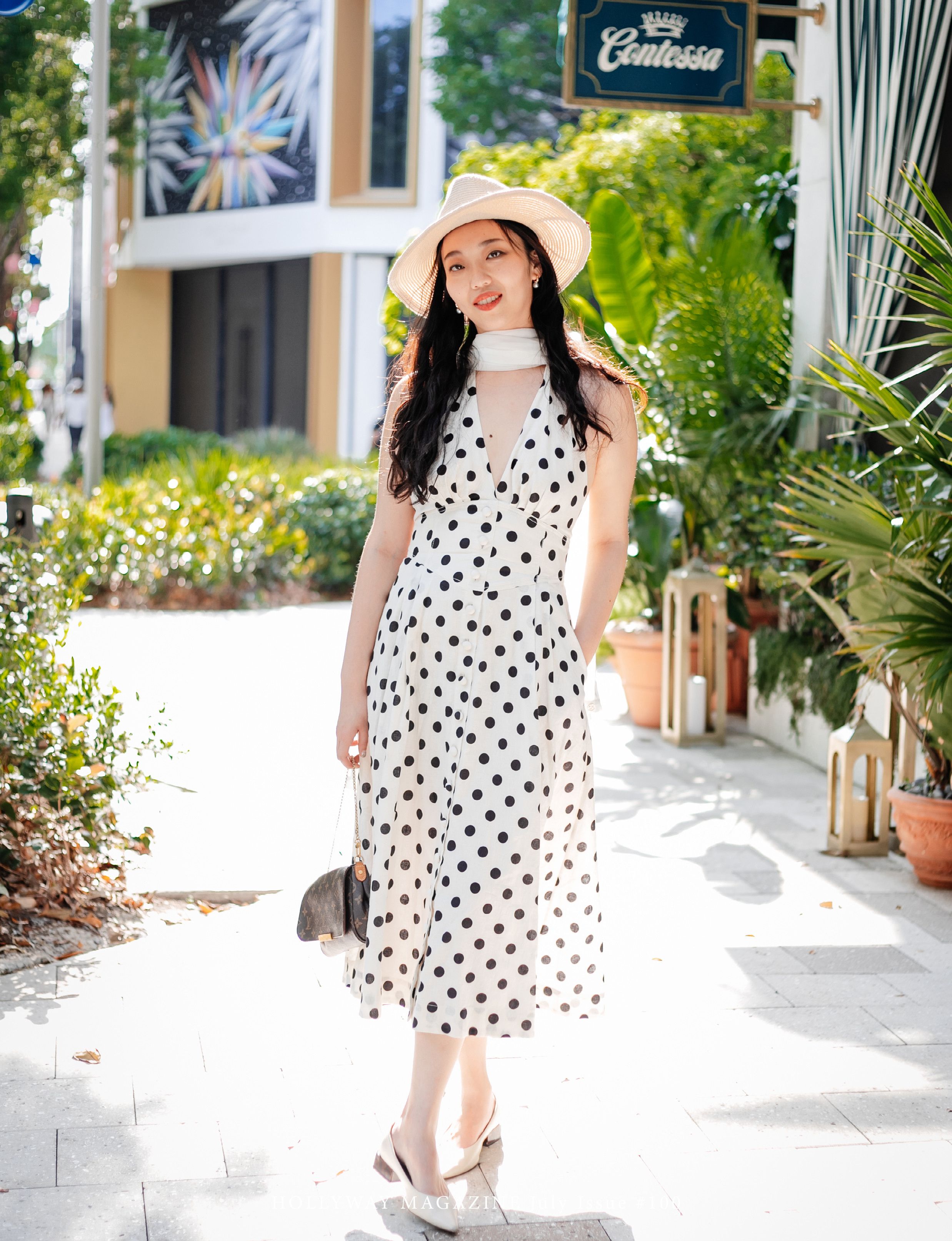 HOLLYWAY June 2023. Portrait and graduation photographer Marina Simanava